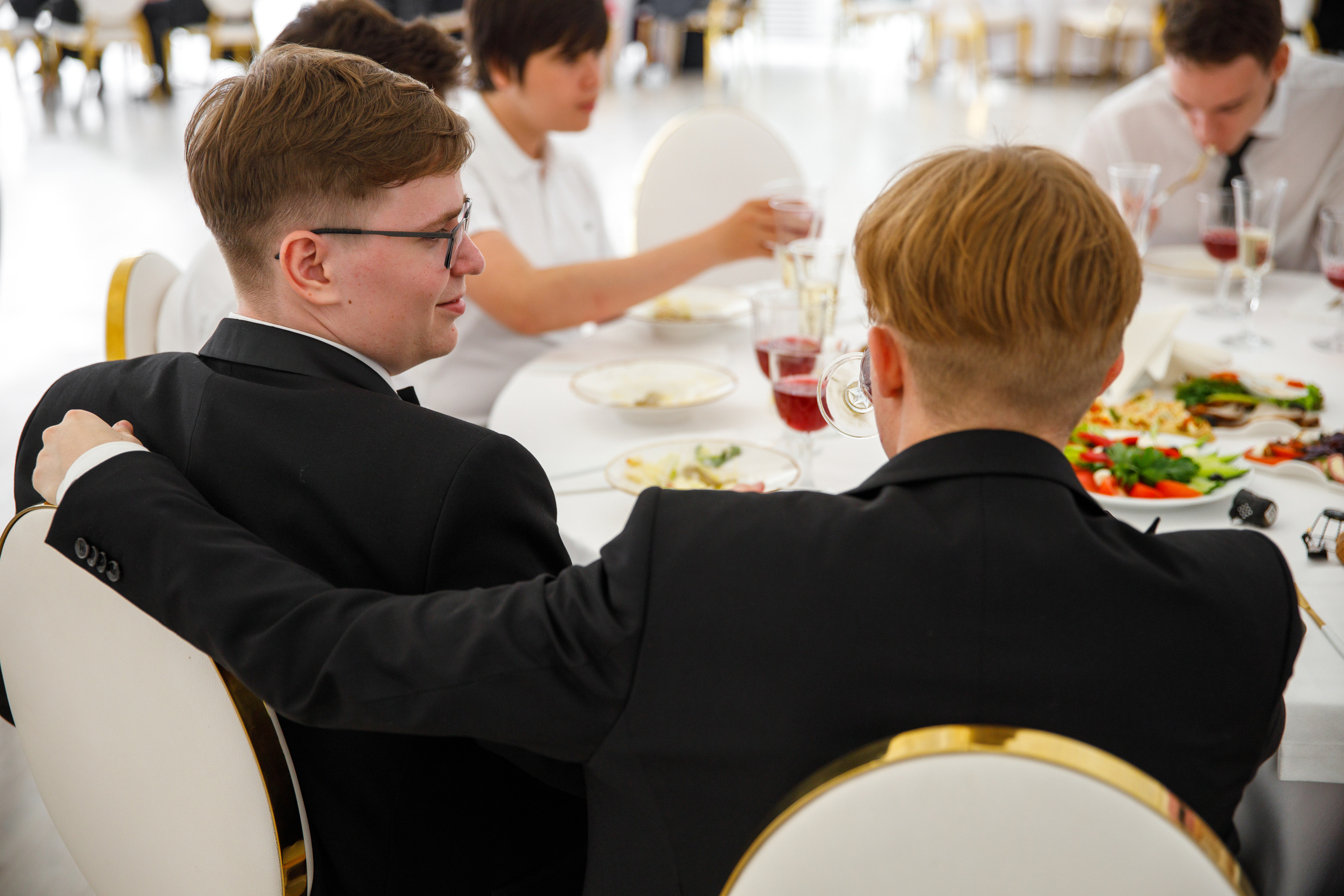 Выпускной ТГУ. Своя Набережная. Фотограф Антон Никандров
