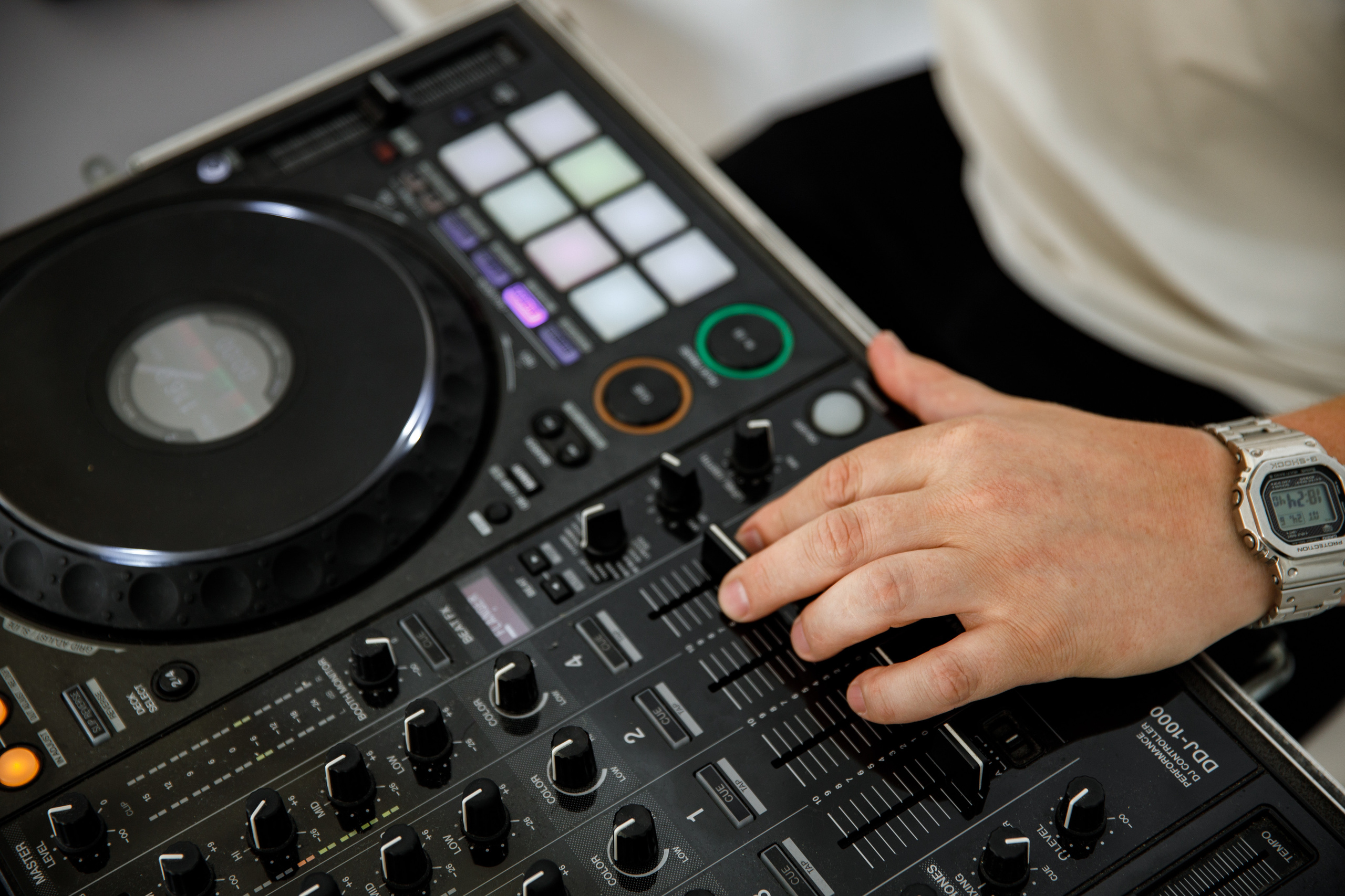 Выпускной ТГУ. Своя Набережная. Фотограф Антон Никандров