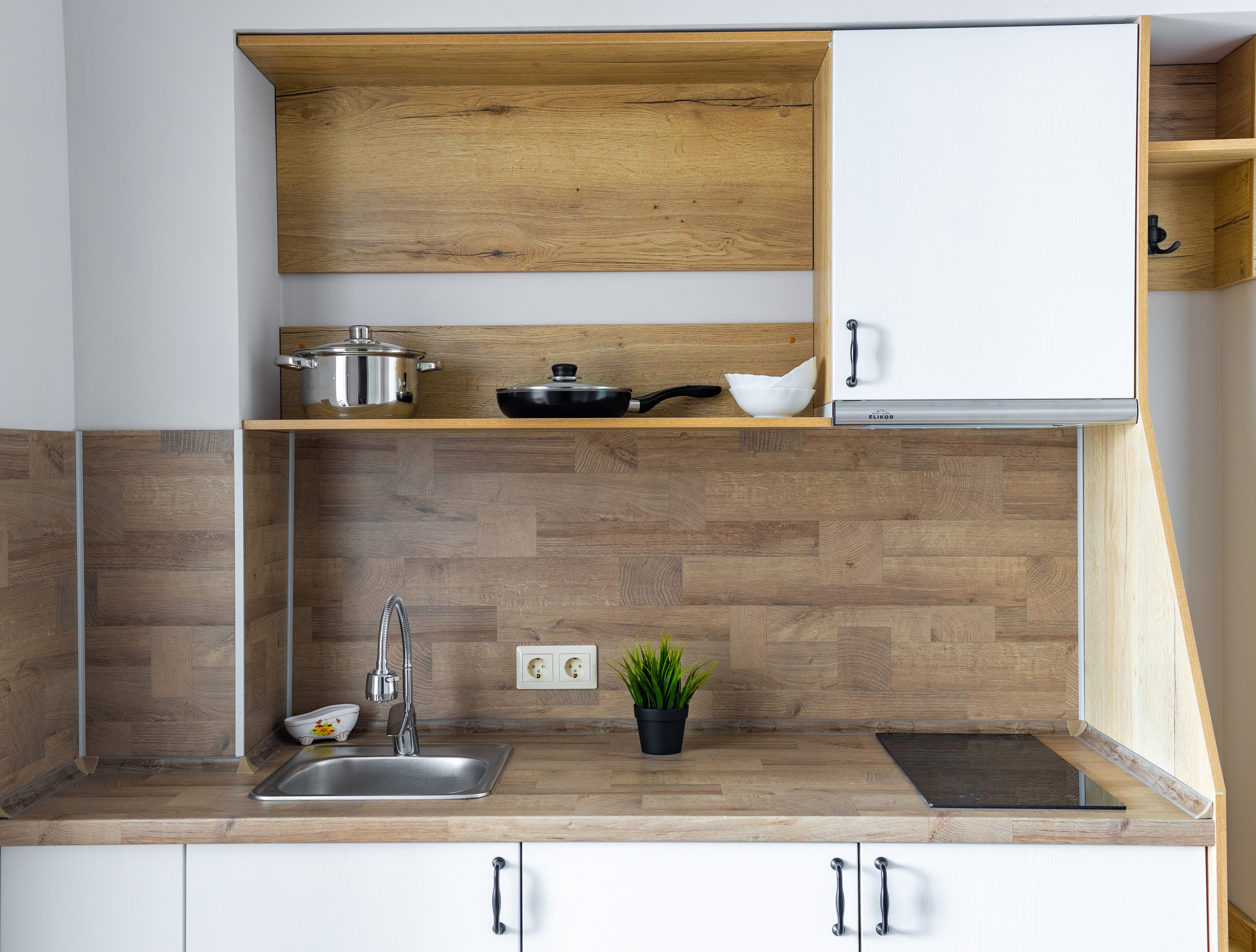 Гостиница «Атриа». Фотограф Антон Никандров