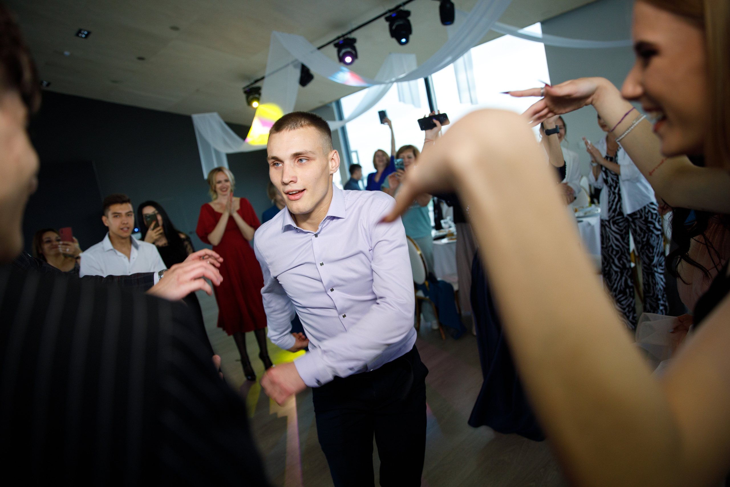 Выпускной в Островском. Фотограф Антон Никандров