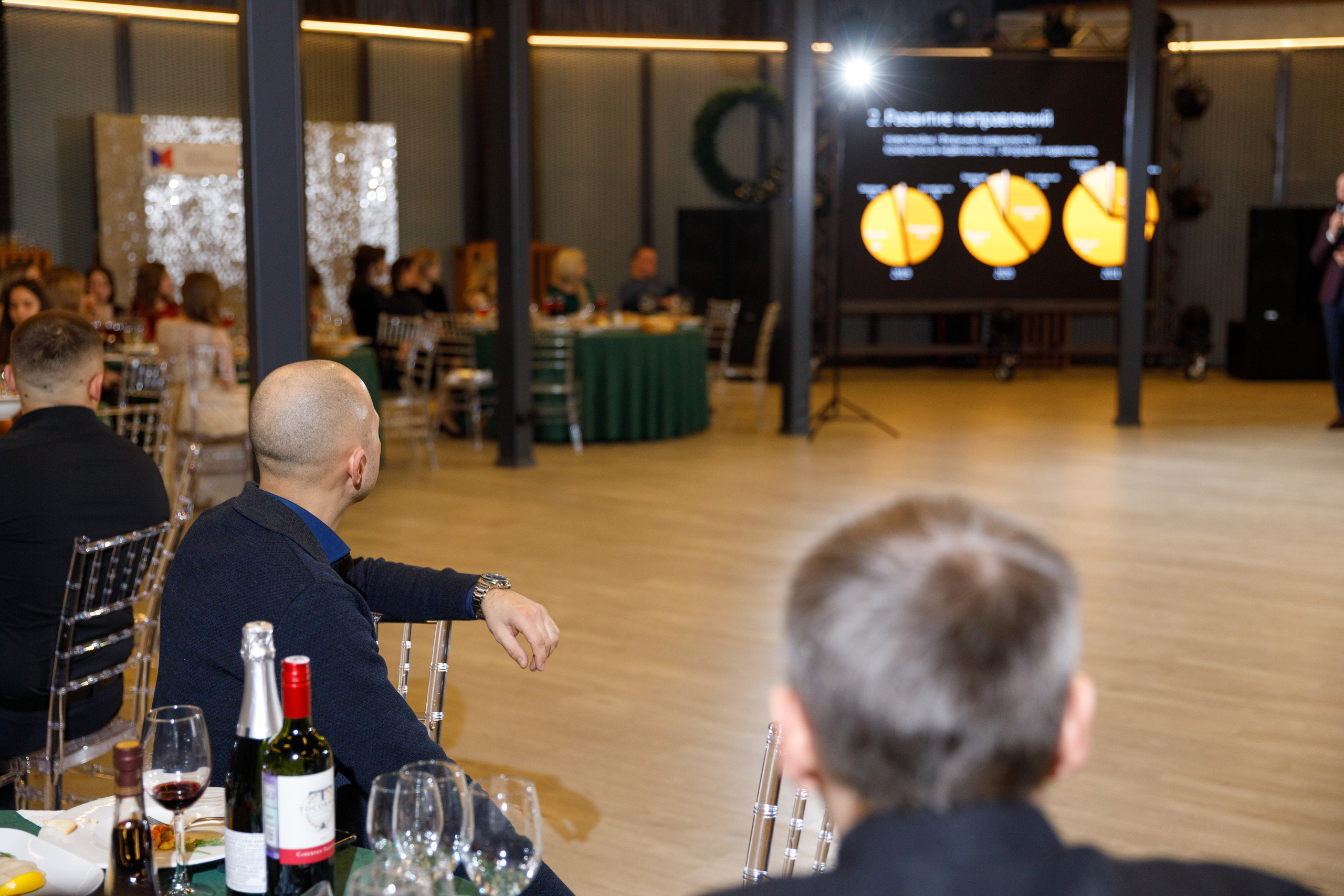 Метрика Недвижимость. Фотограф Антон Никандров