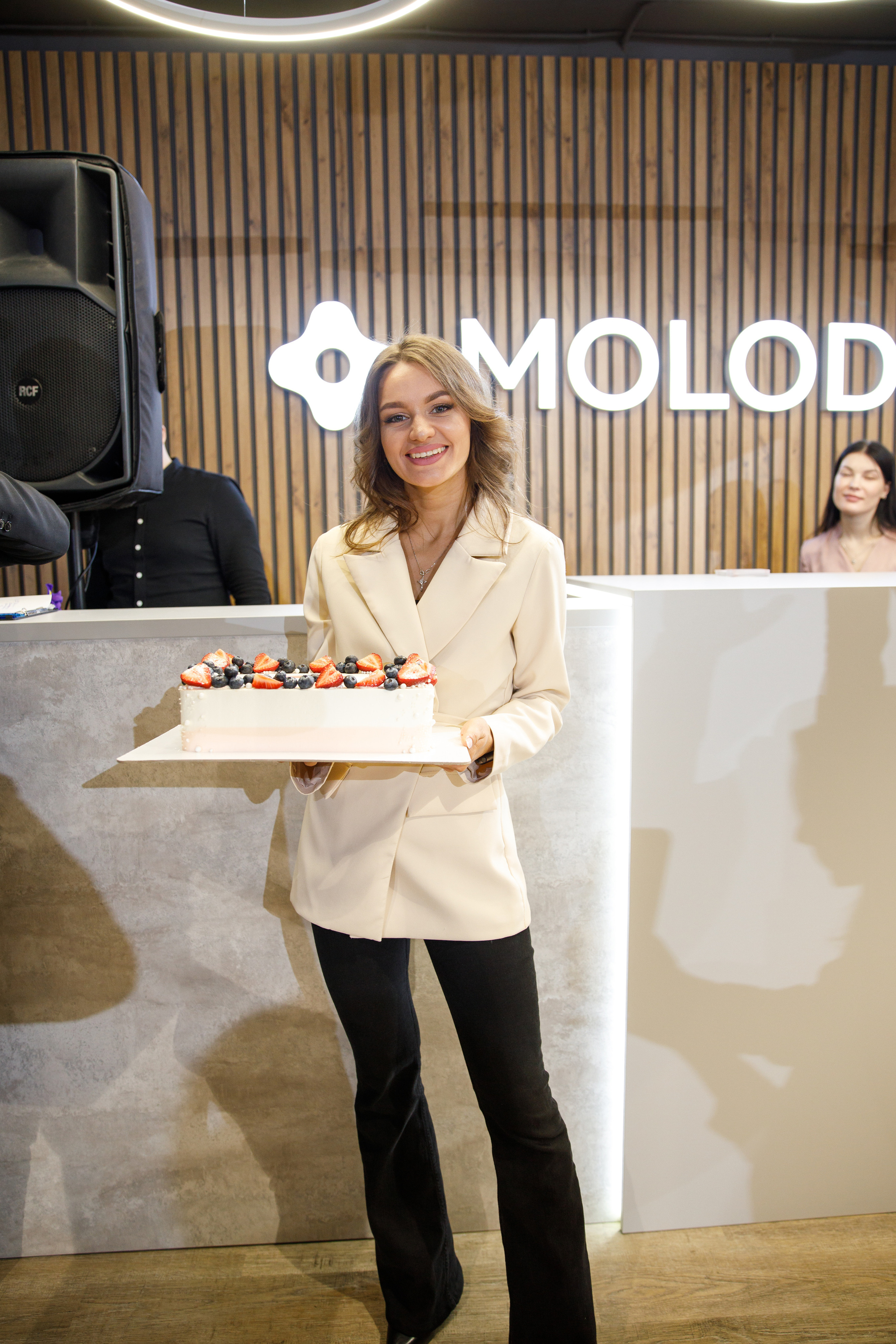 MOLODO. Открытие салона красоты. Фотограф Антон Никандров