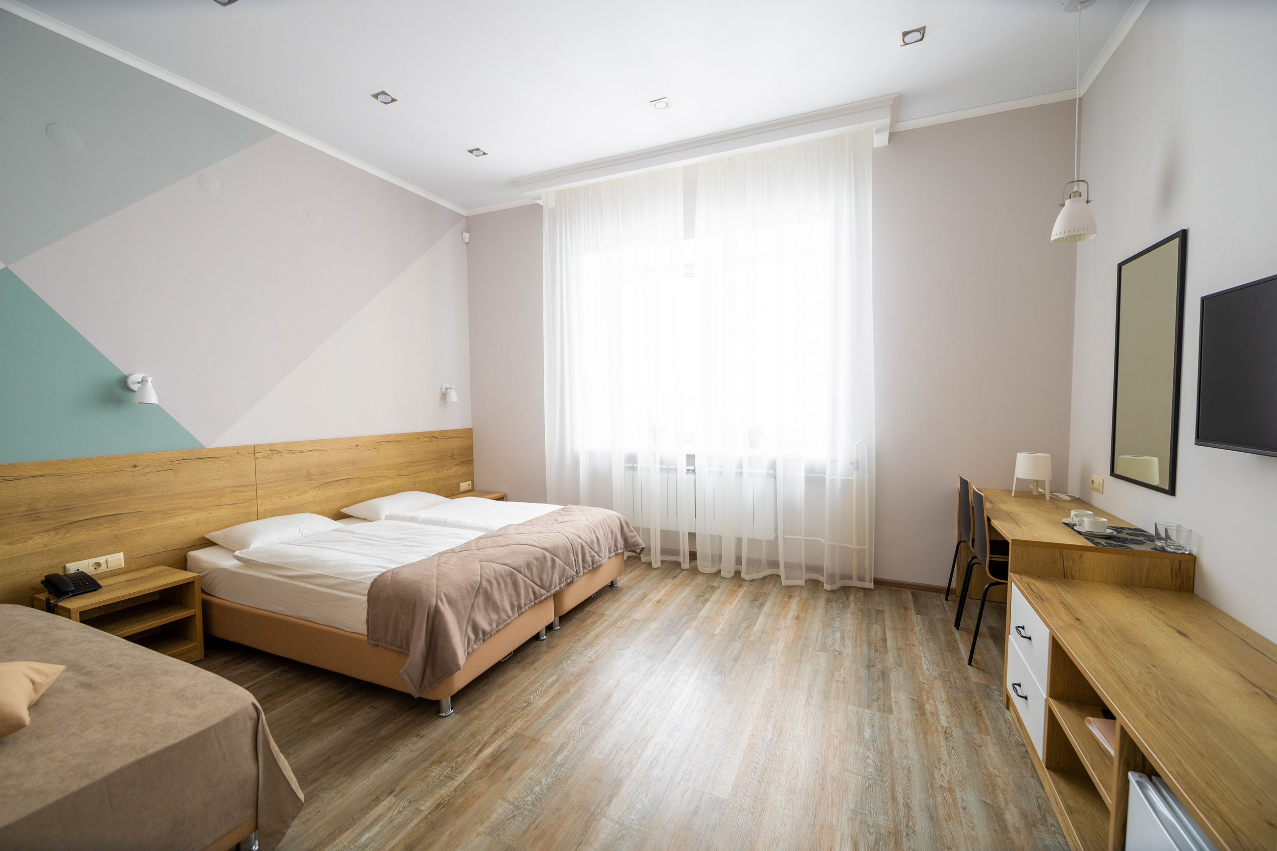 Гостиница «Атриа». Фотограф Антон Никандров