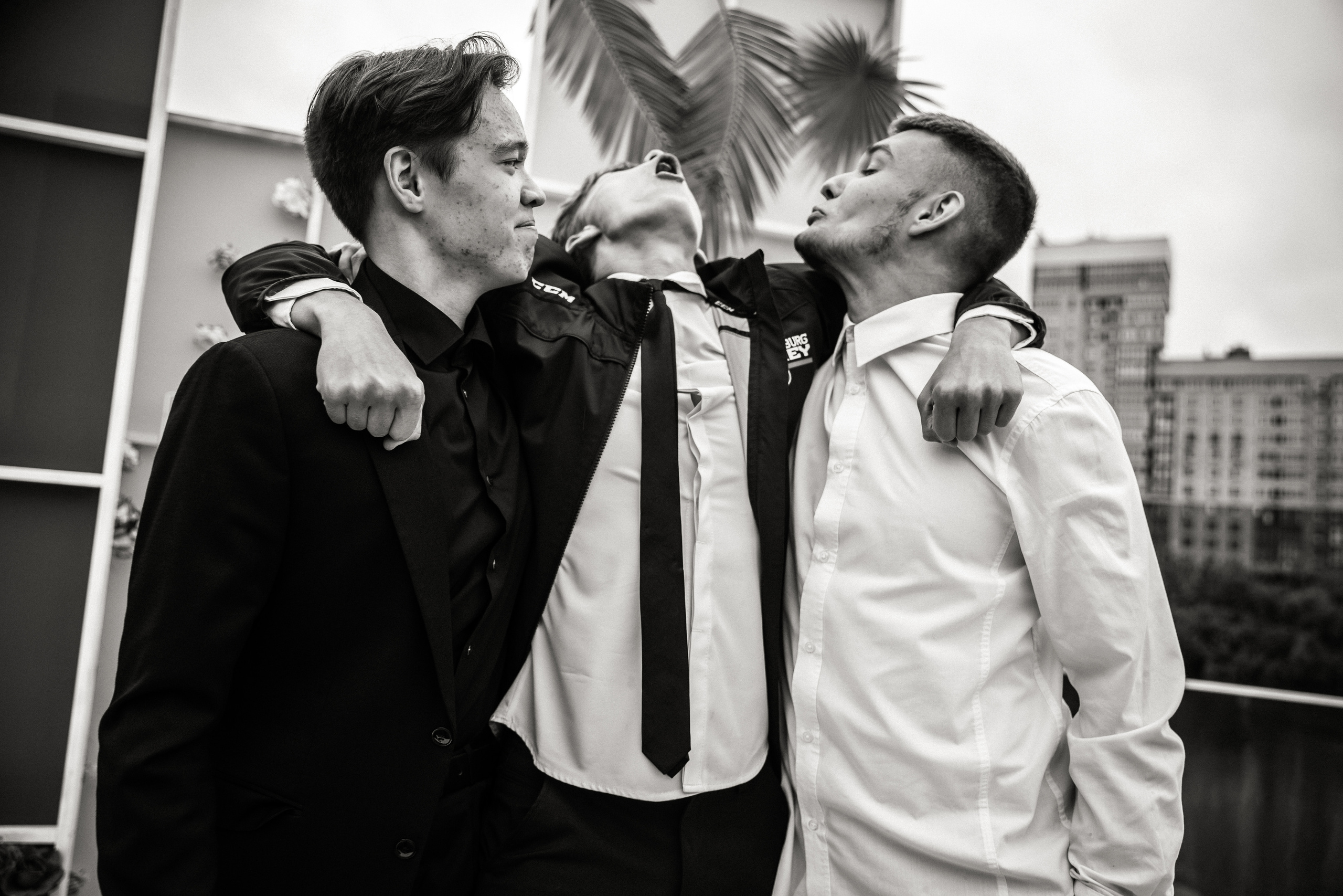 Выпускной. Своя набережная. Фотограф Антон Никандров