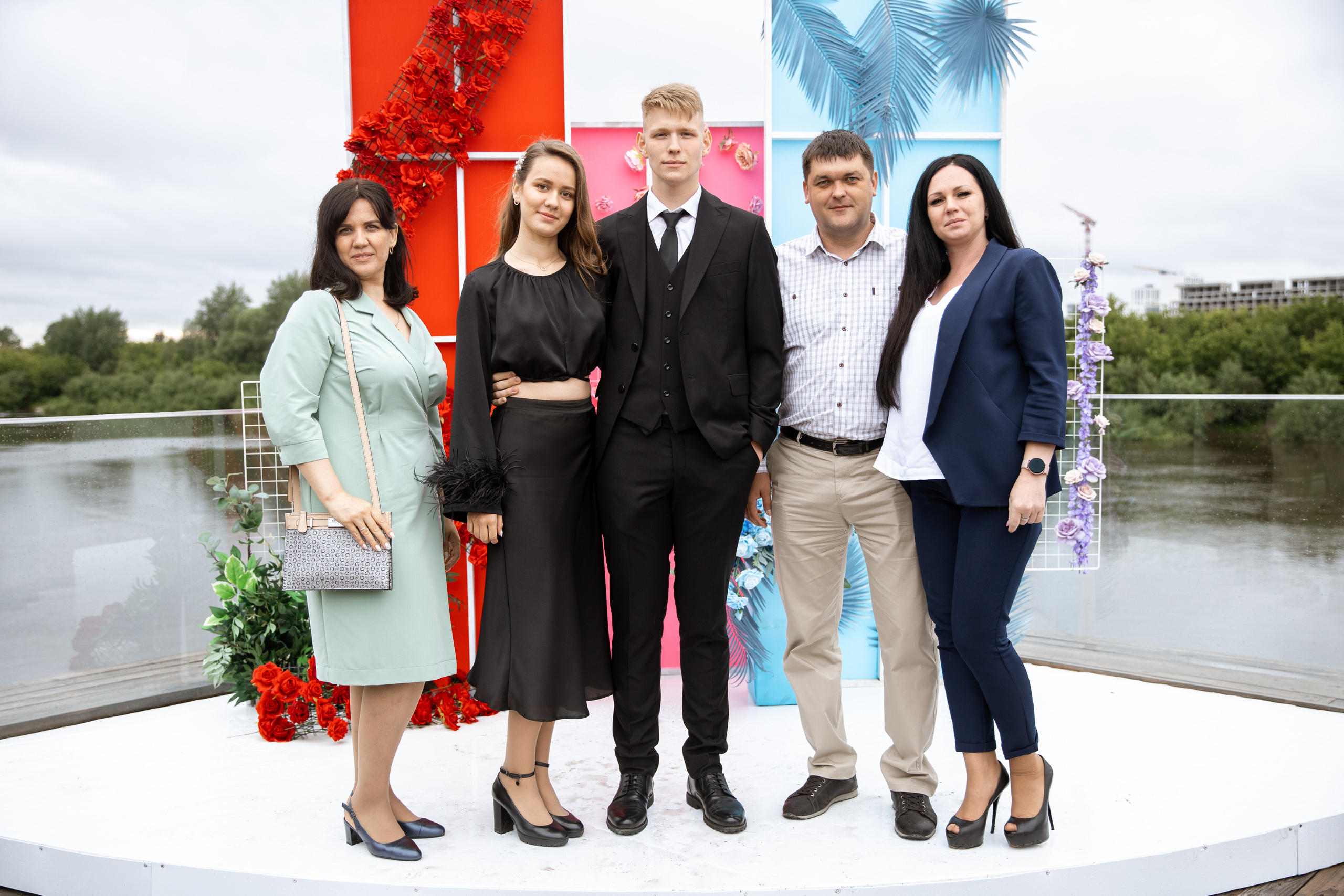 Выпускной. Своя набережная. Фотограф Антон Никандров