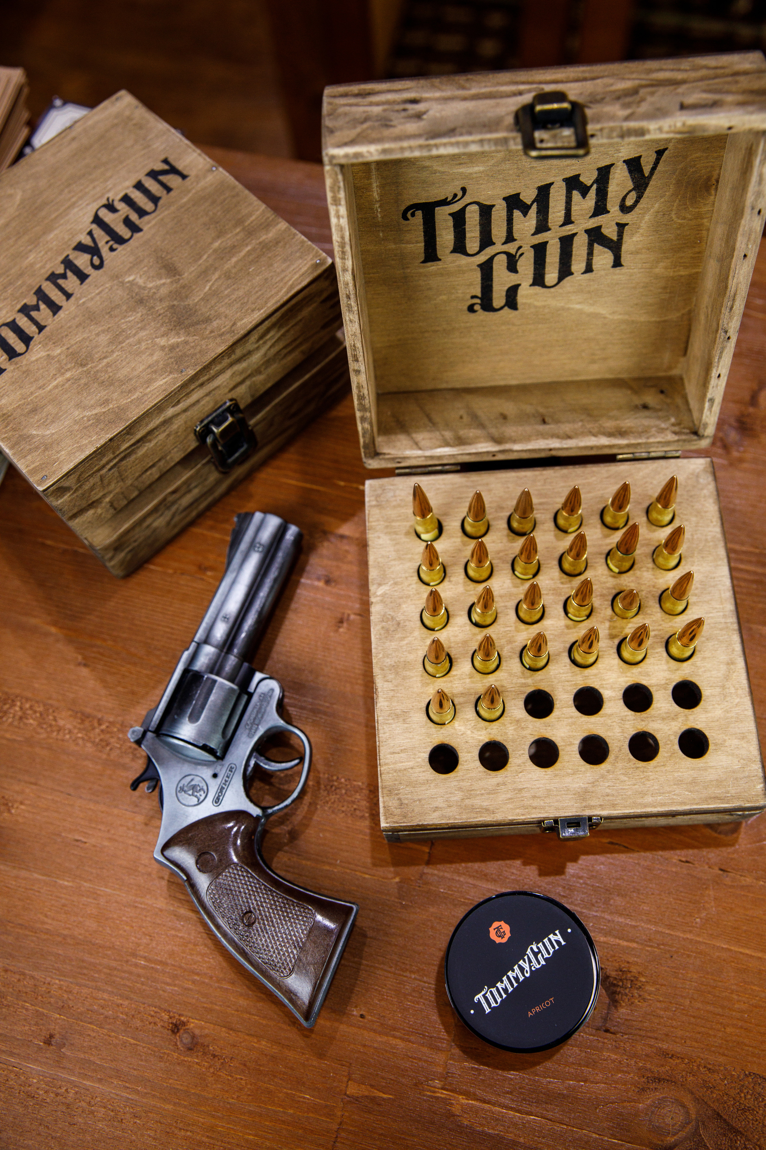 «Tommy Gun». Бренд табака. Фотограф Антон Никандров