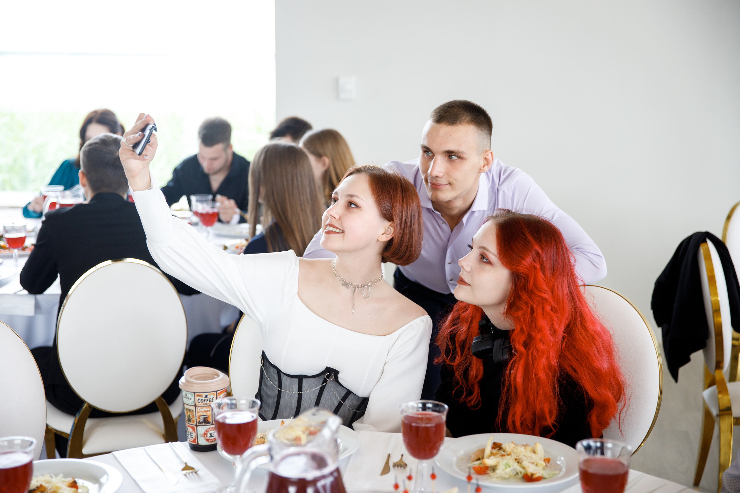 Выпускной в Островском. Фотограф Антон Никандров