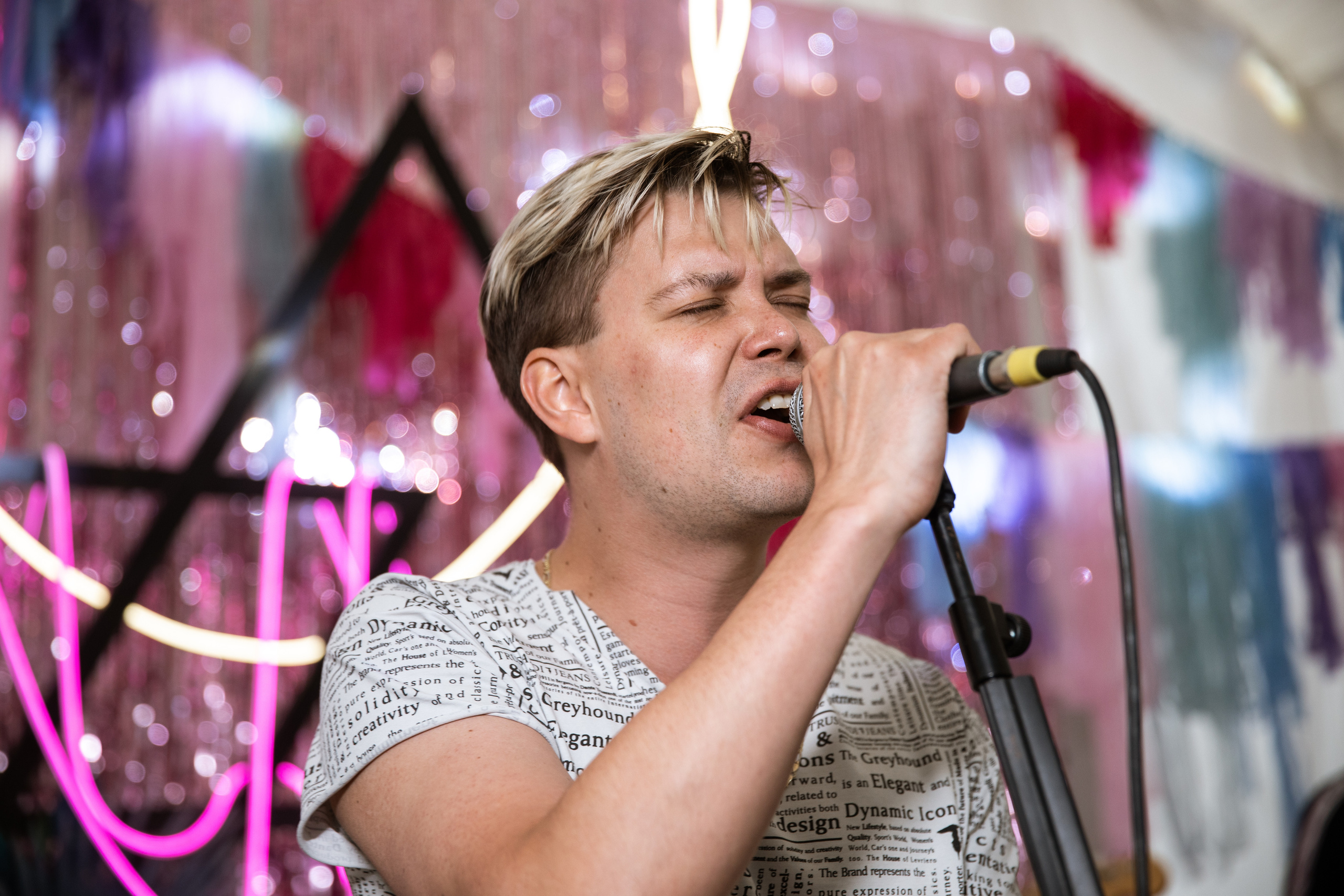 Выпускной. Своя набережная. Фотограф Антон Никандров