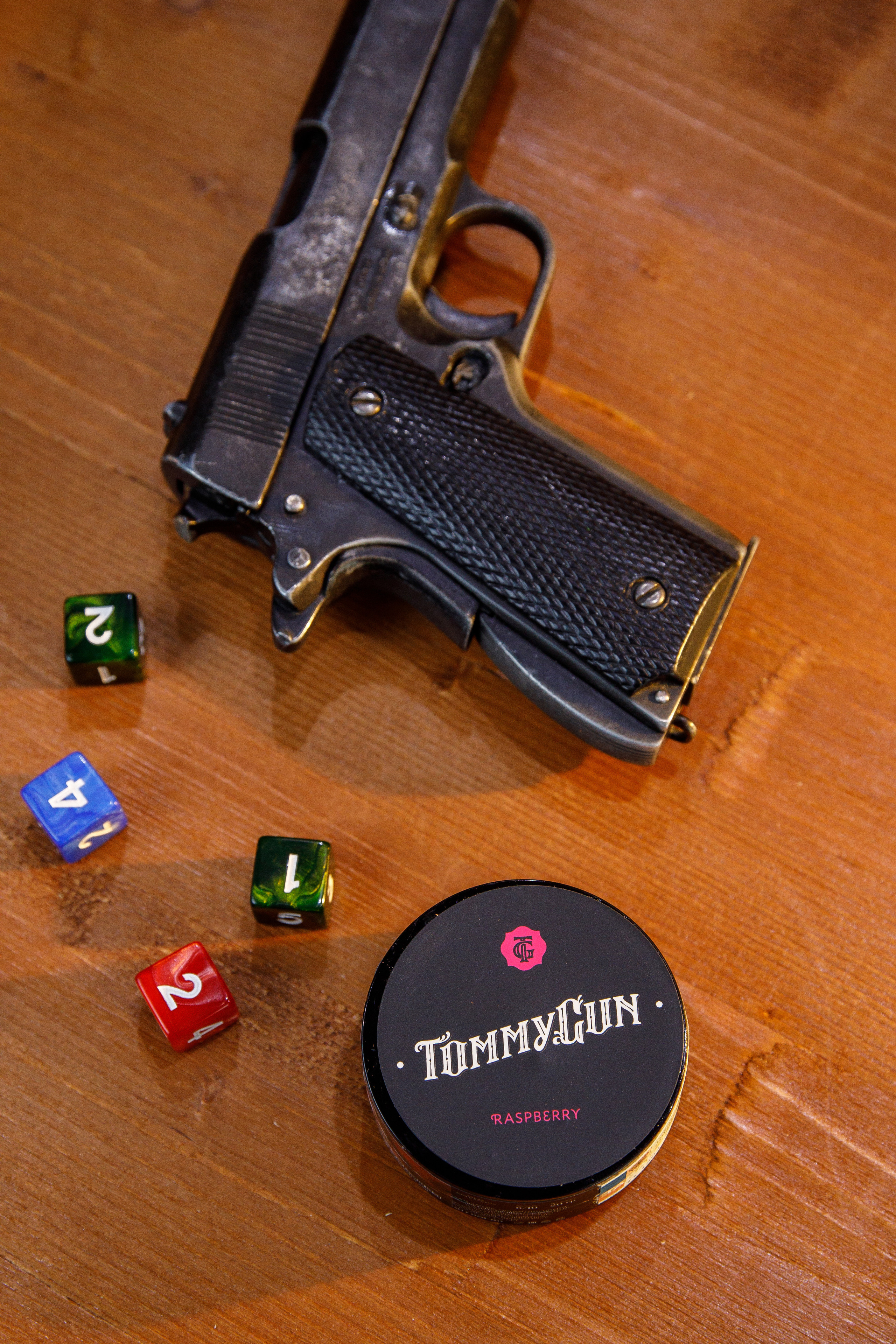 «Tommy Gun». Бренд табака. Фотограф Антон Никандров