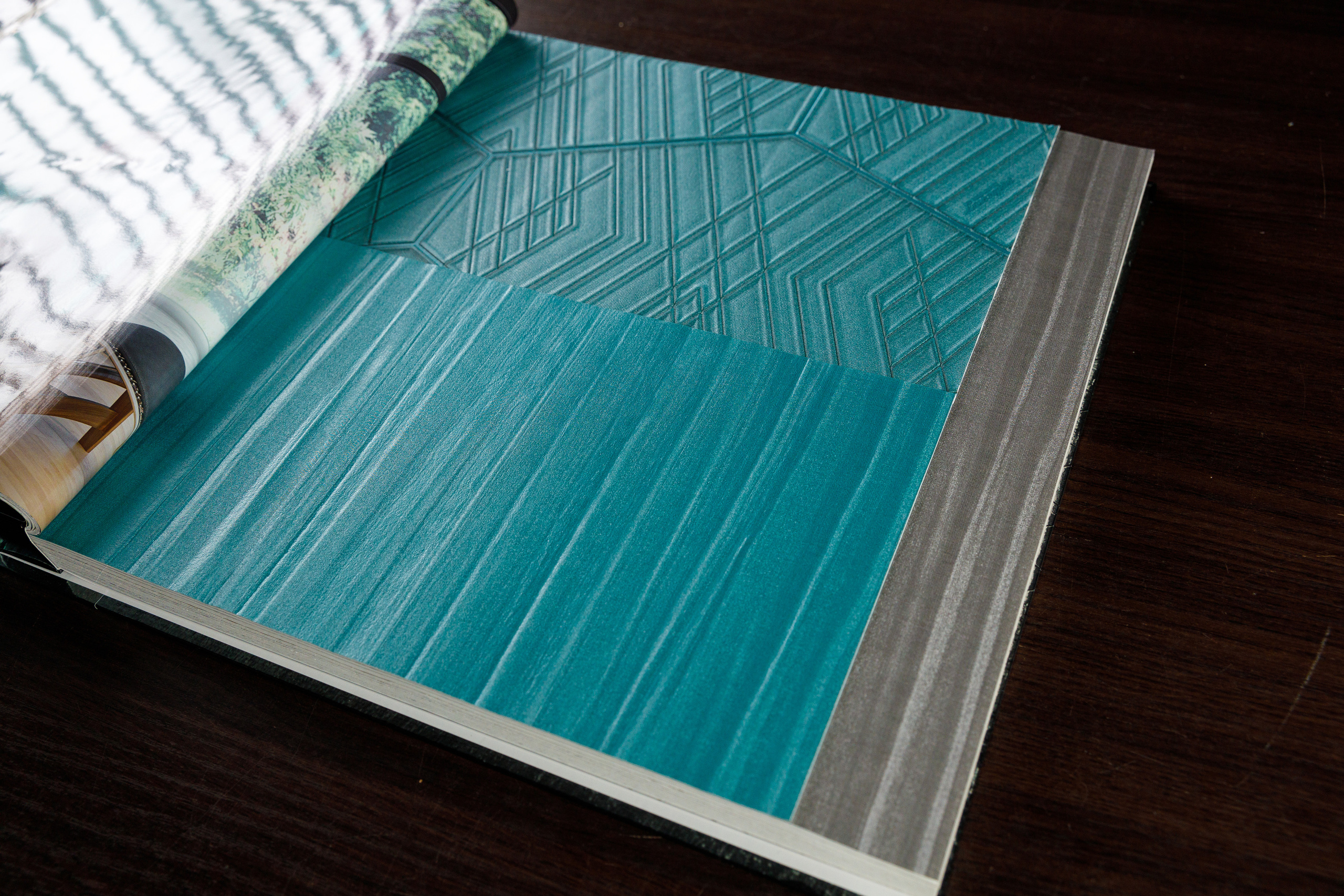 Салон декора «Renome». Коллекция обоев. Фотограф Антон Никандров