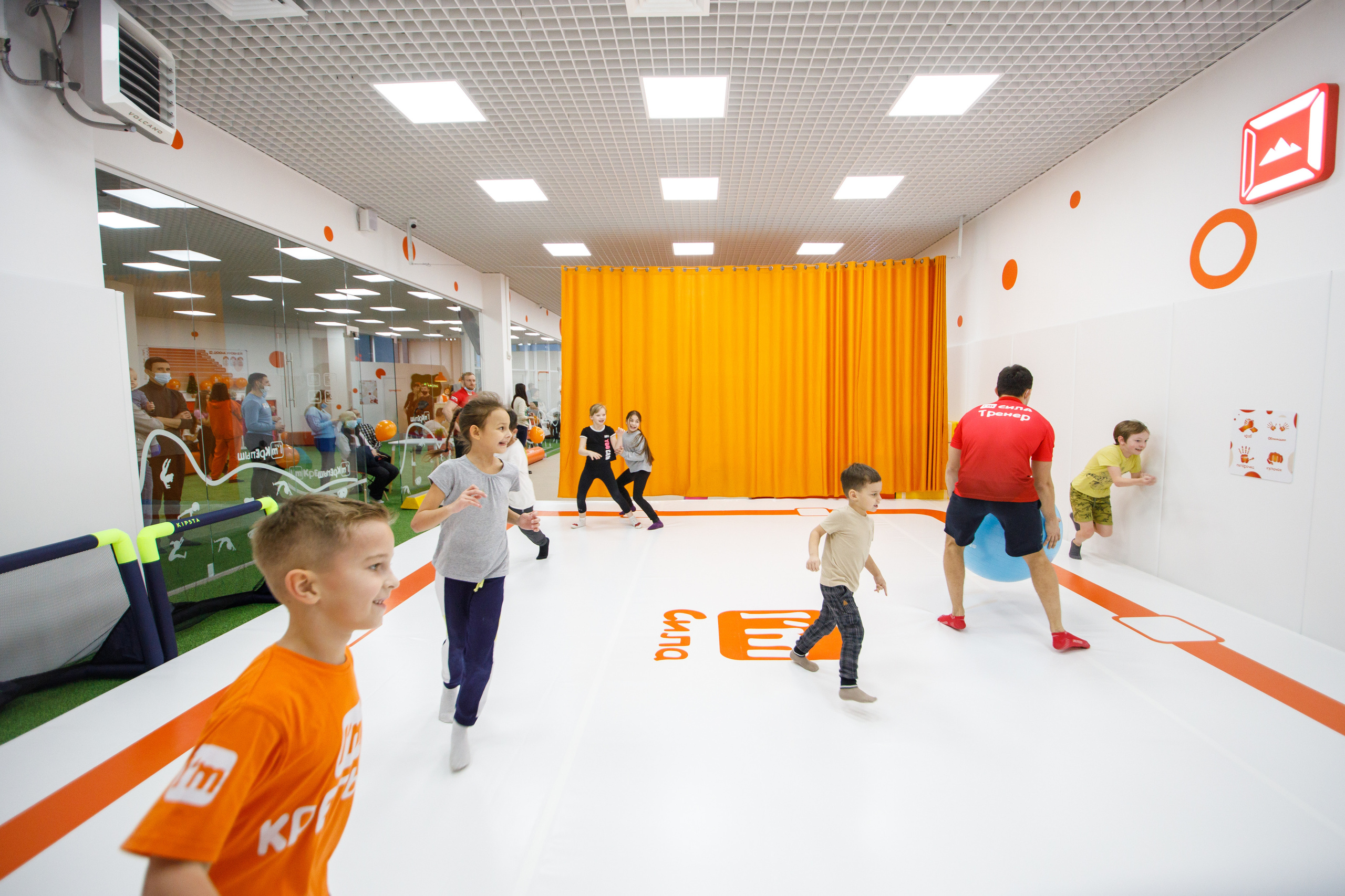 Открытие детского центра развития Крепыш. Фотограф Антон Никандров