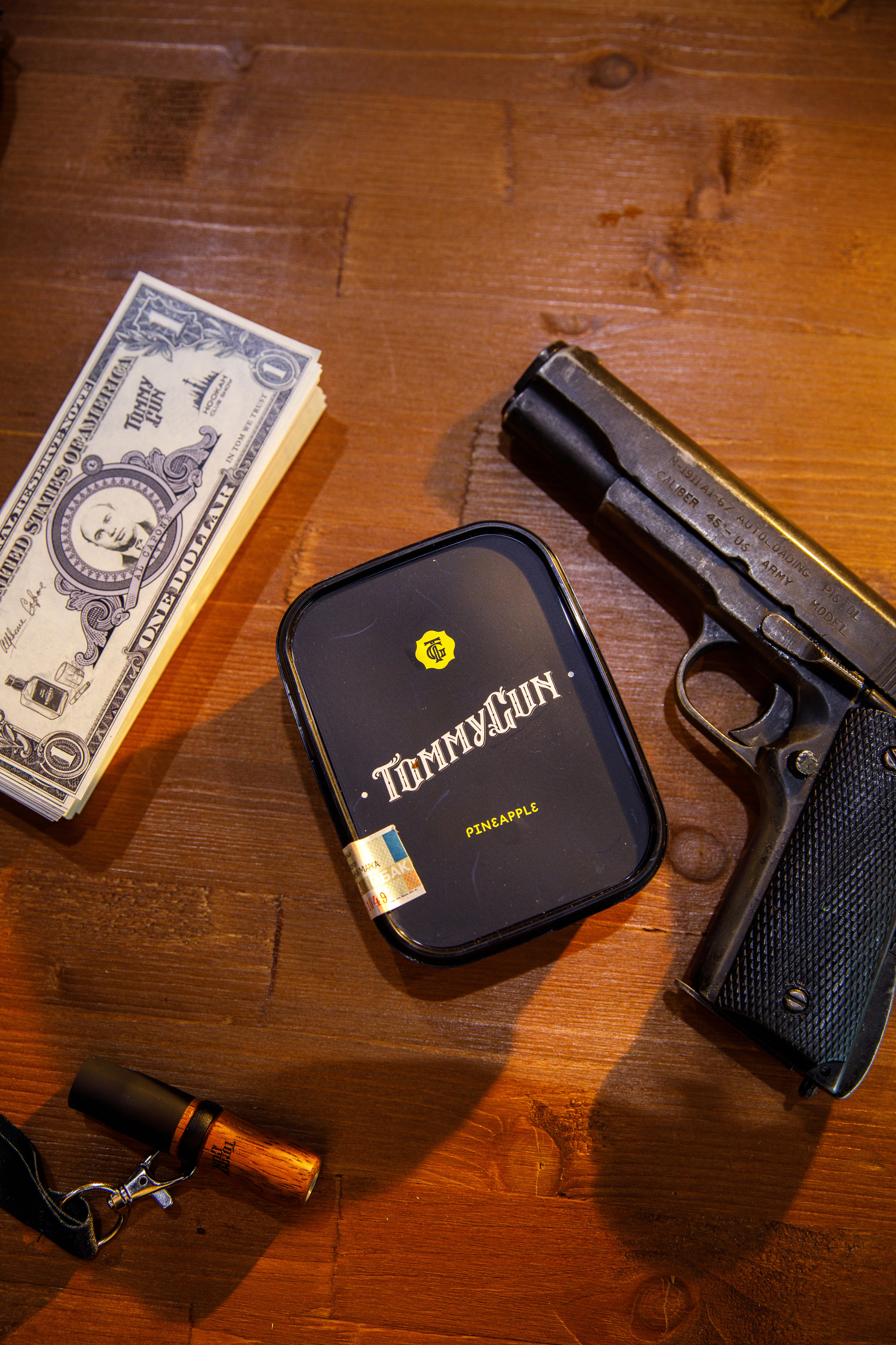 «Tommy Gun». Бренд табака. Фотограф Антон Никандров