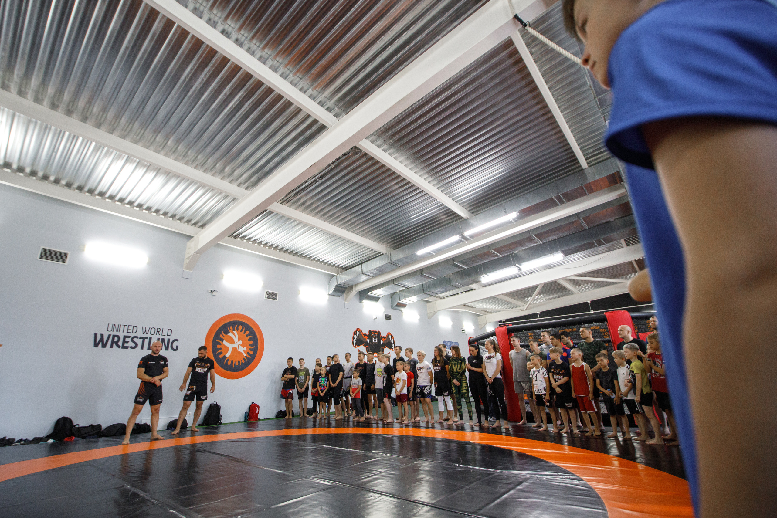 Шторм. Открытие филиала школы единоборств А. Шлеменко в Тюмени. Фотограф Антон Никандров