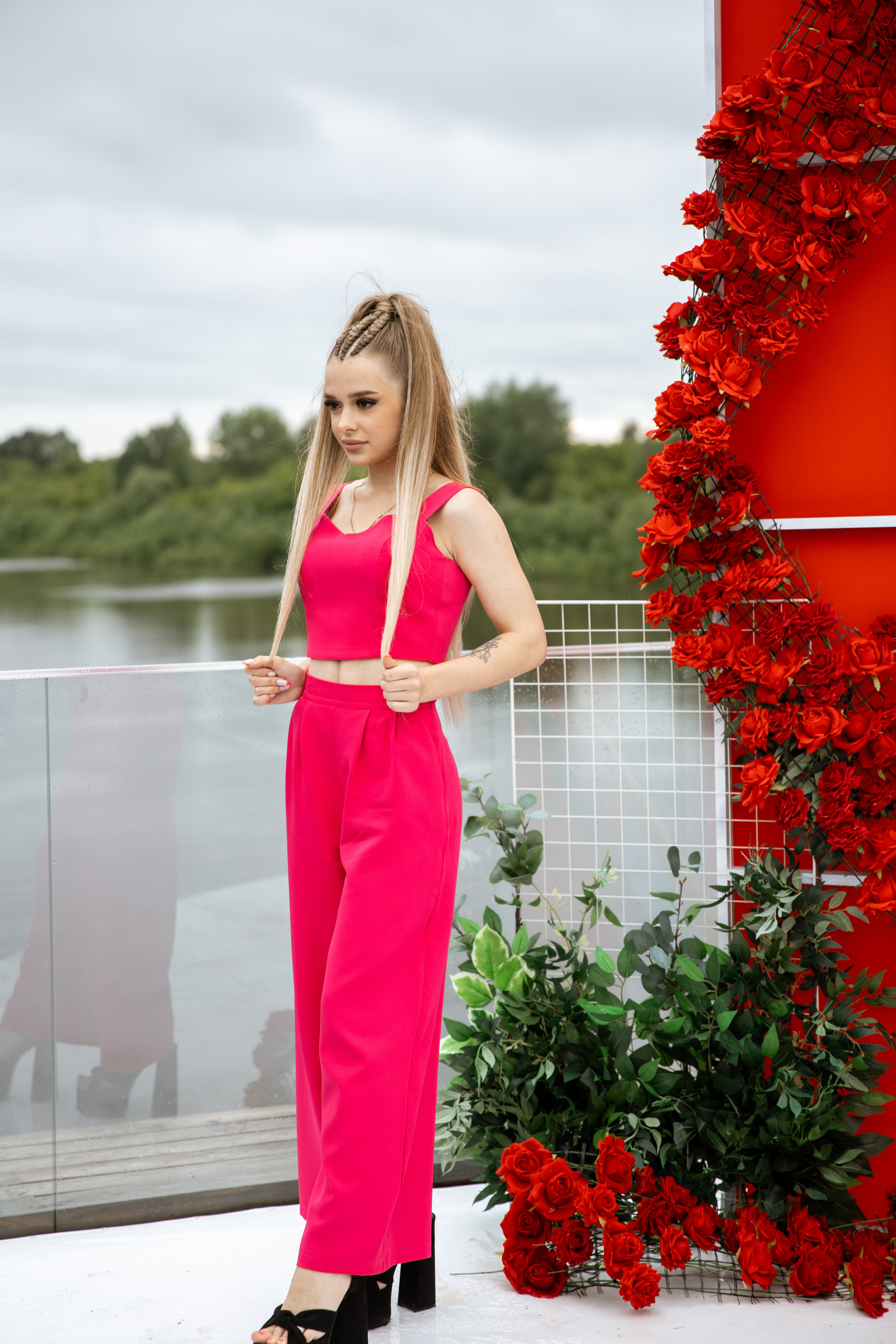 Выпускной. Своя набережная. Фотограф Антон Никандров