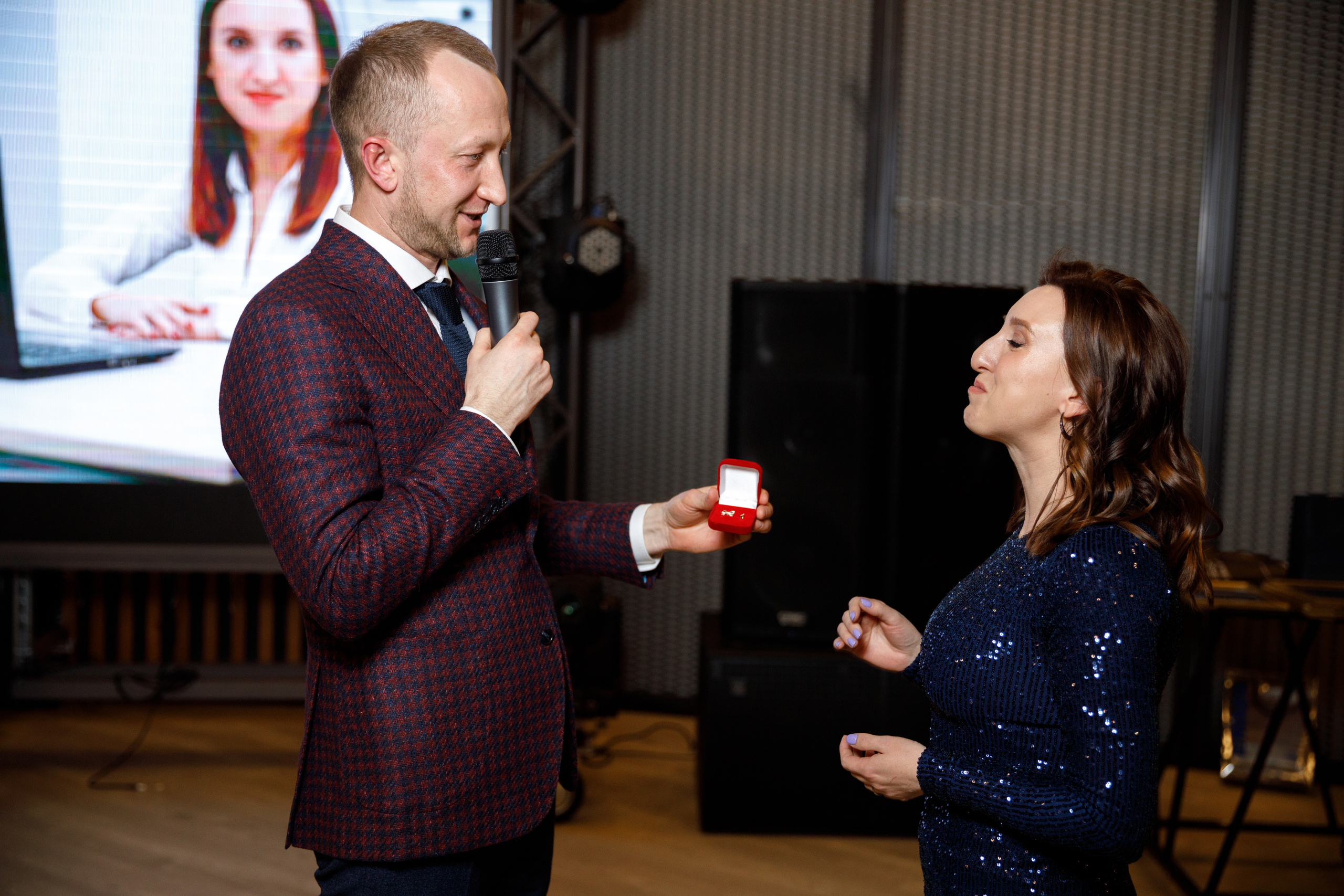 Метрика Недвижимость. Фотограф Антон Никандров