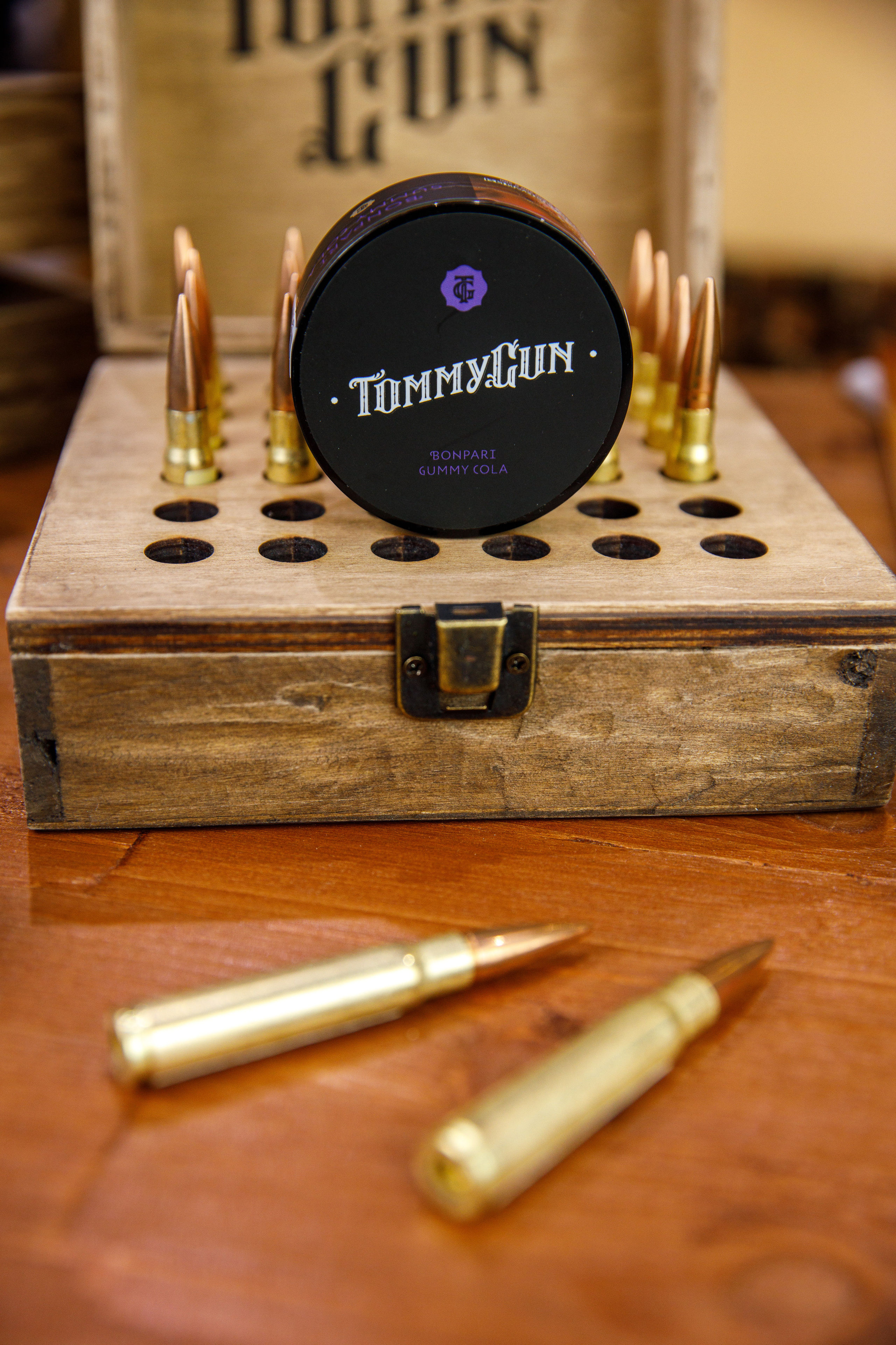 «Tommy Gun». Бренд табака. Фотограф Антон Никандров