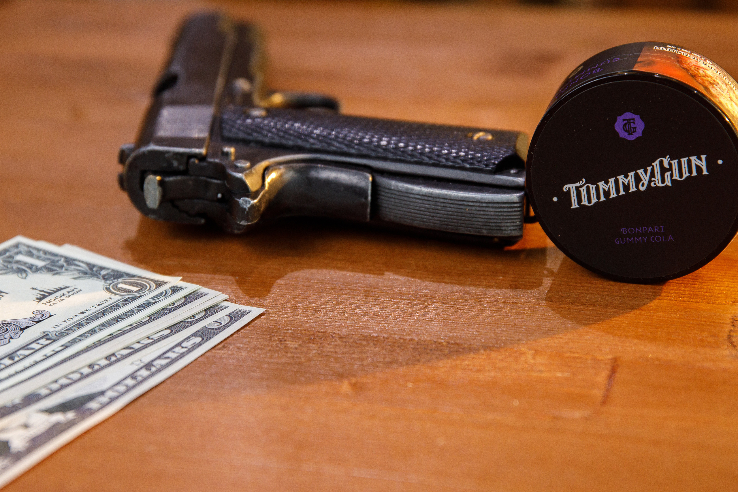 «Tommy Gun». Бренд табака. Фотограф Антон Никандров