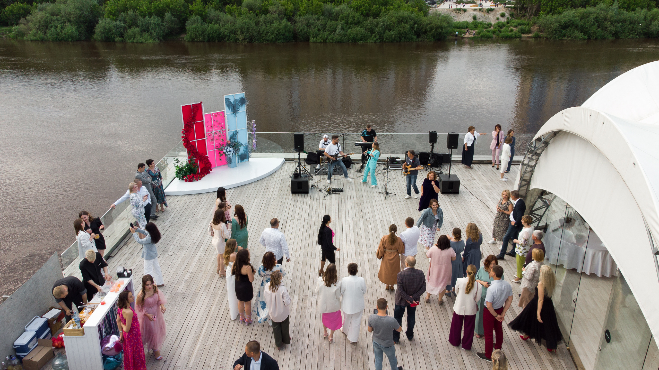 Выпускной ТГУ. Своя Набережная. Фотограф Антон Никандров