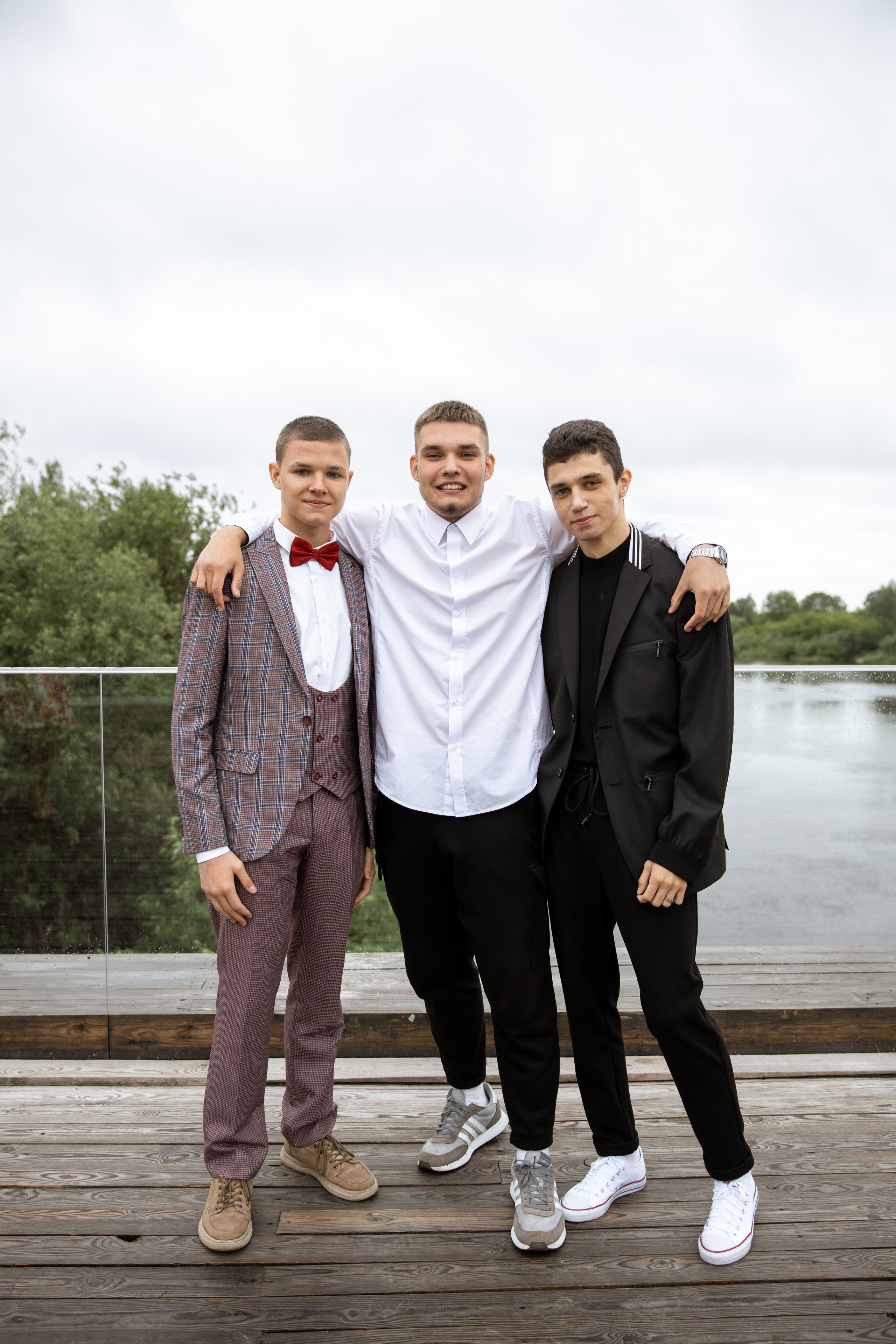 Выпускной. Своя набережная. Фотограф Антон Никандров