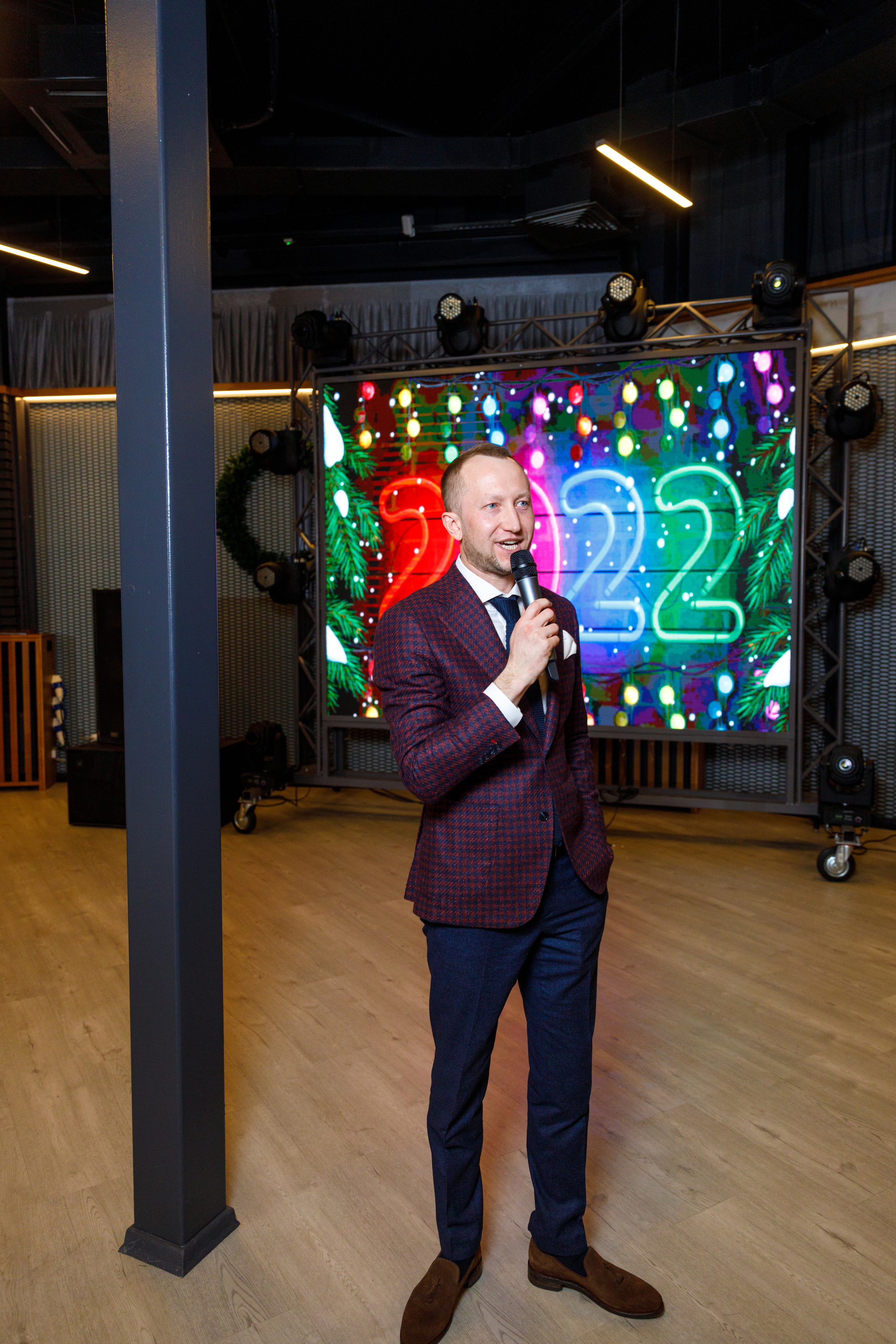 Метрика Недвижимость. Фотограф Антон Никандров