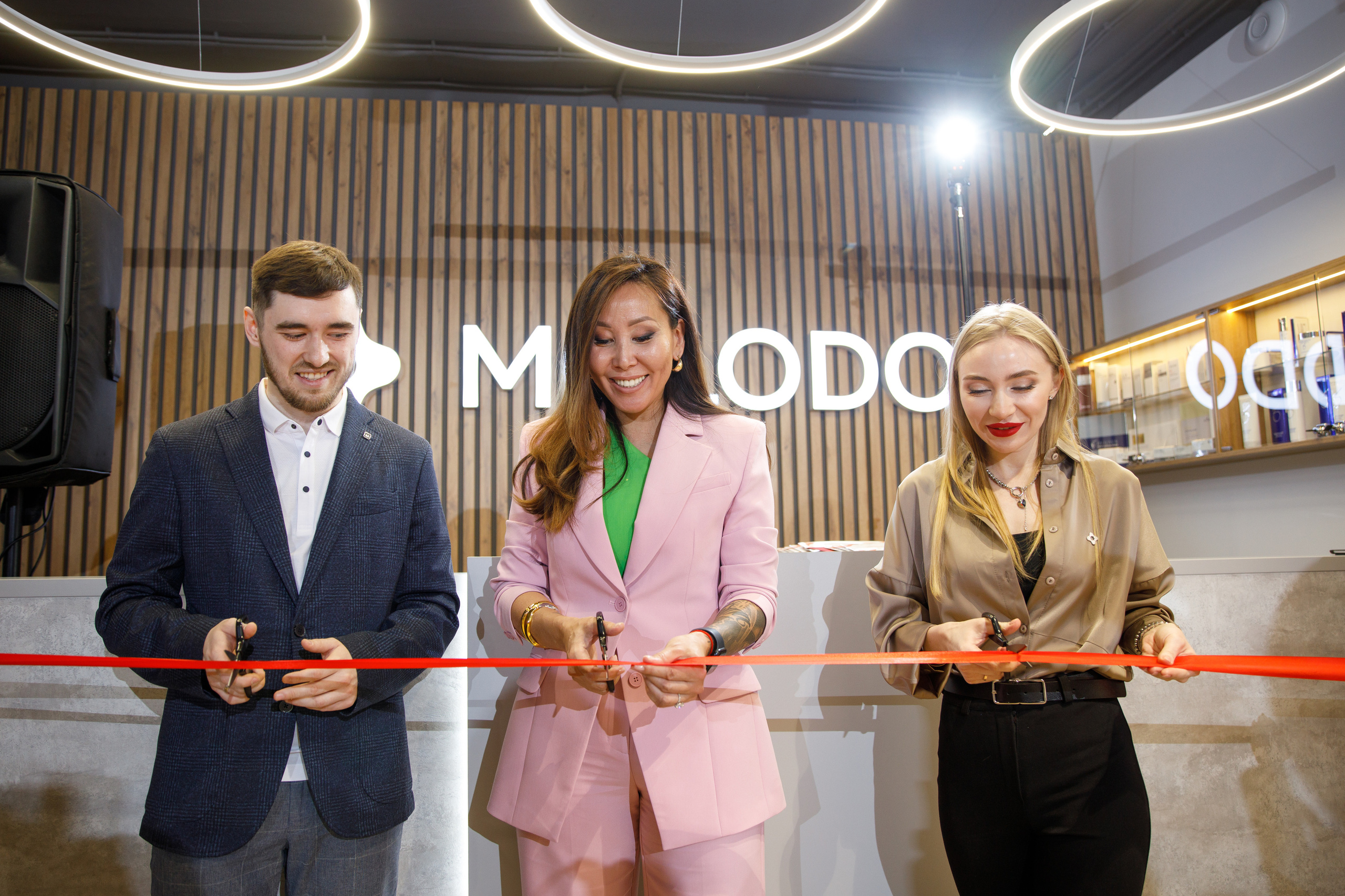 MOLODO. Открытие салона красоты. Фотограф Антон Никандров