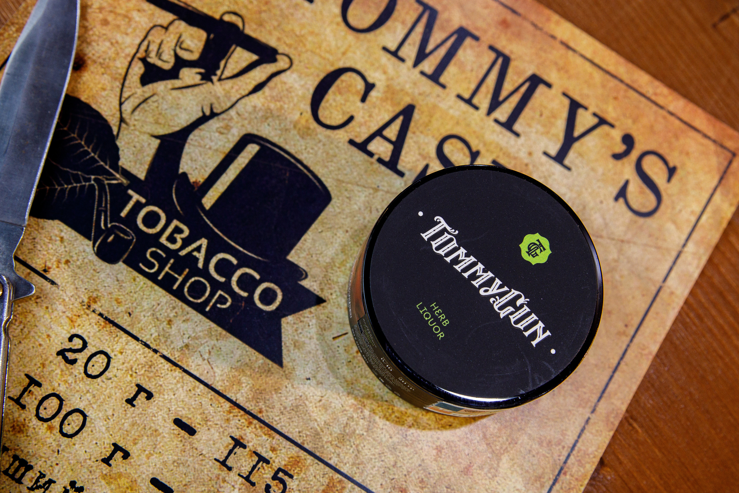 «Tommy Gun». Бренд табака. Фотограф Антон Никандров