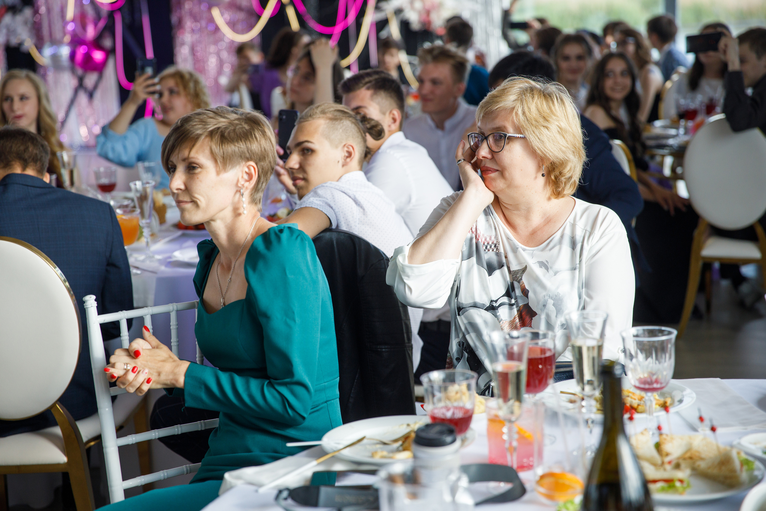 Выпускной в Островском. Фотограф Антон Никандров