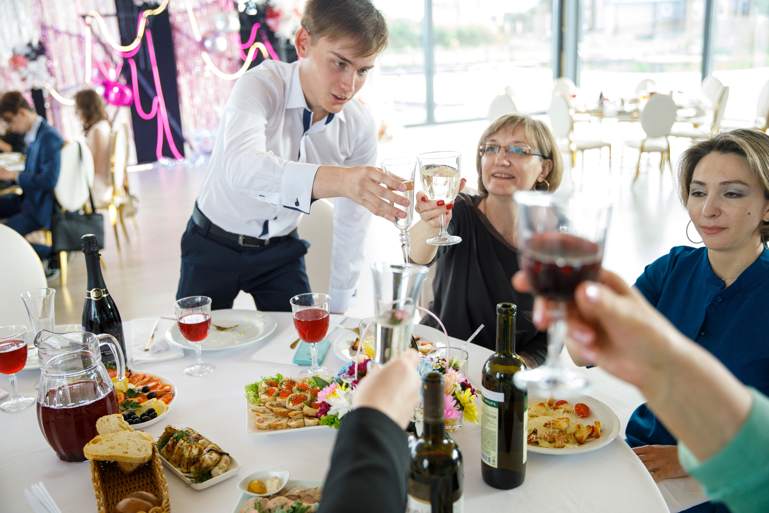 Выпускной в Островском. Фотограф Антон Никандров