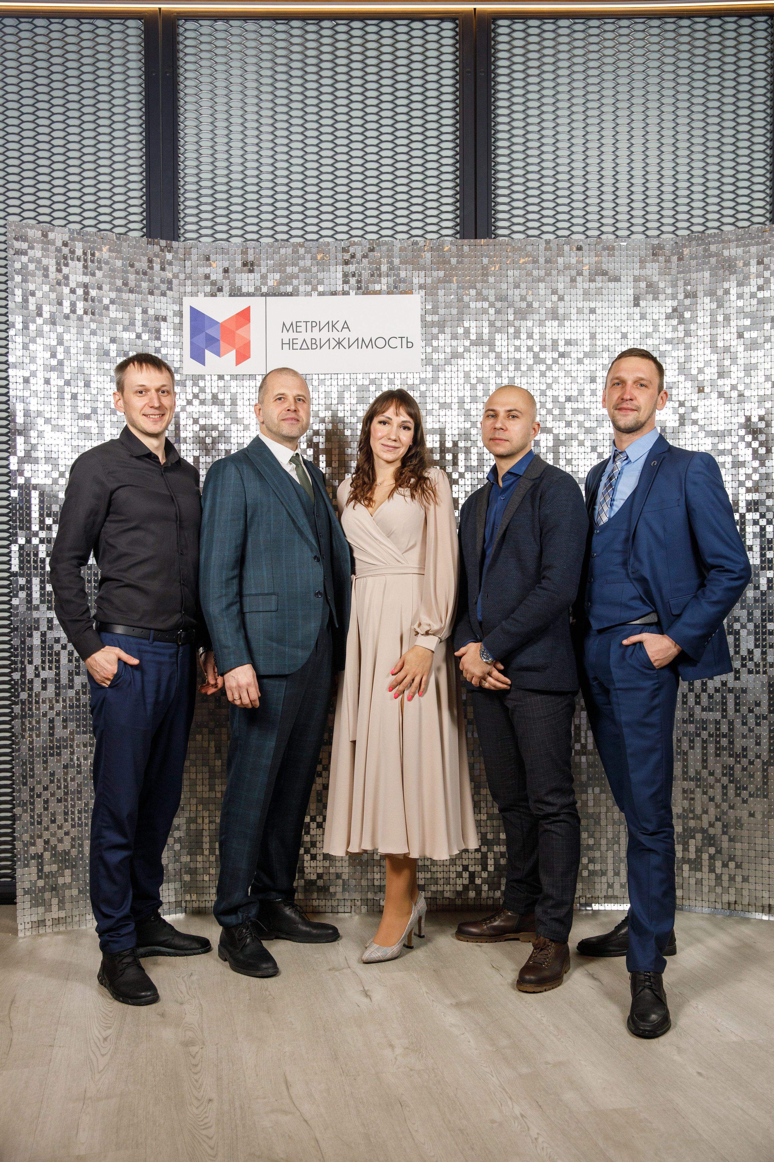 Метрика Недвижимость. Фотограф Антон Никандров