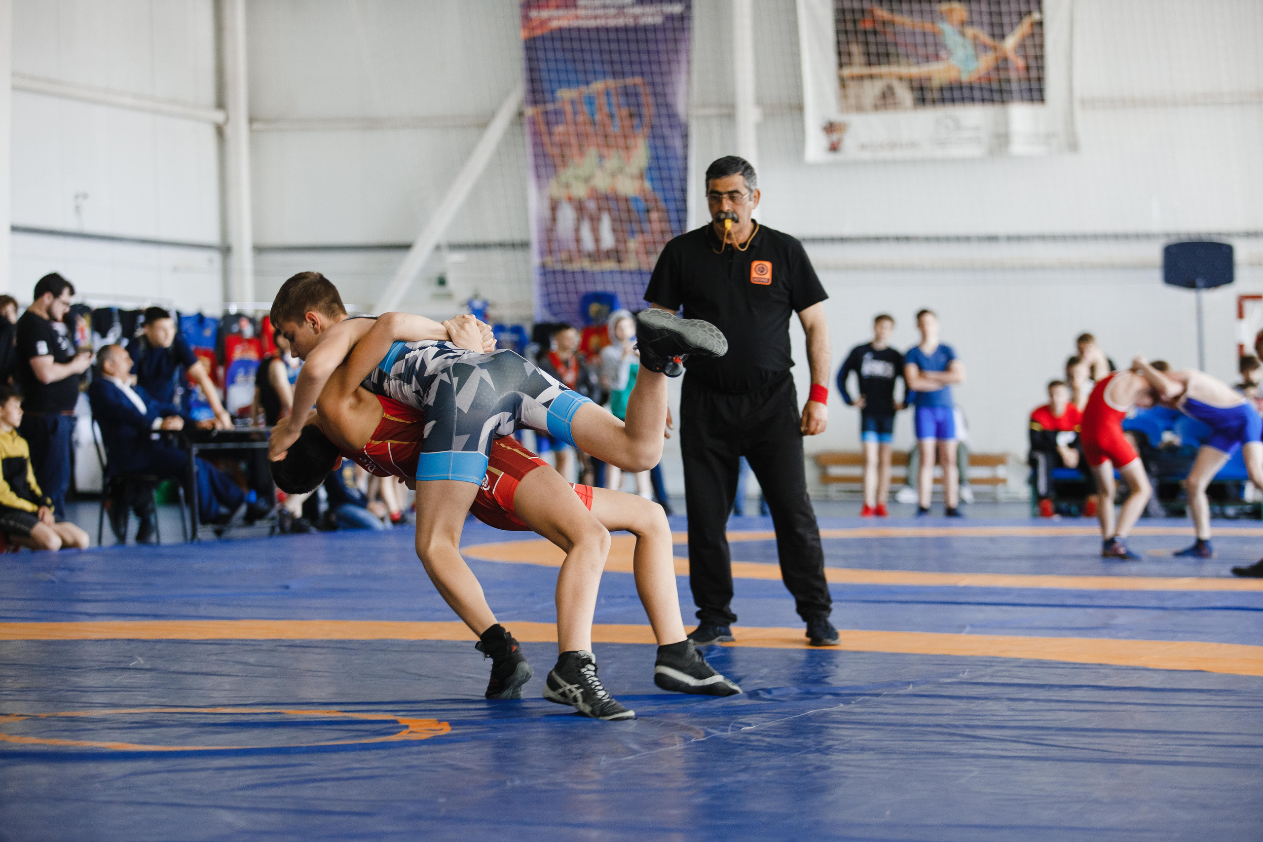 Турнир по греко-римской борьбе. Фотограф Андрей Баксов