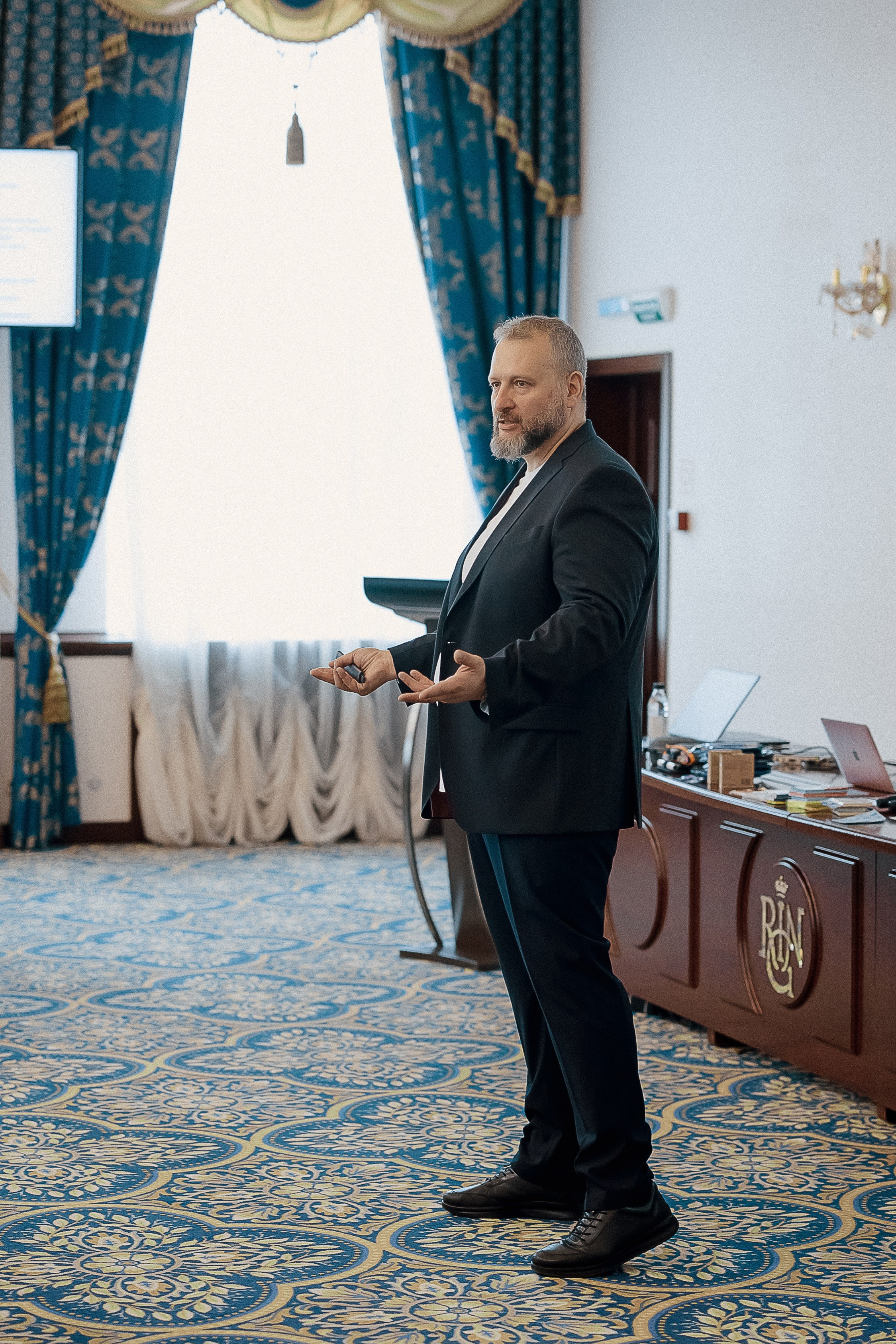 Конференция. Свадебный фотограф