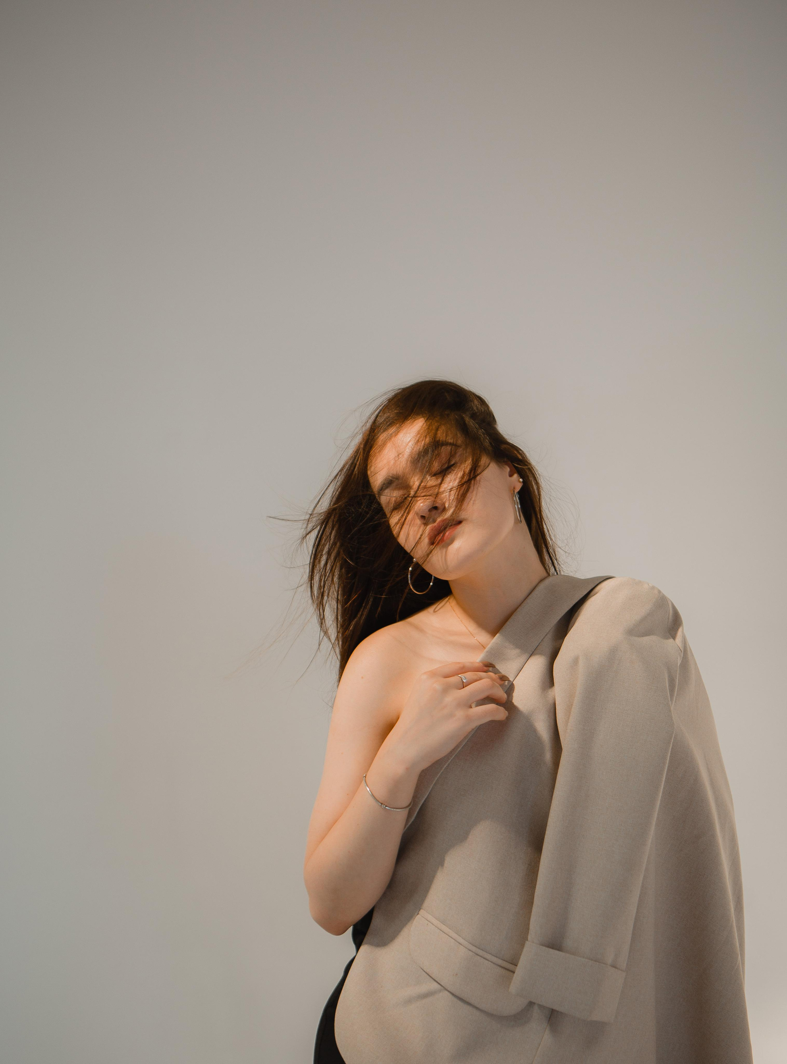 Классика на белом фоне для Юлии. Ваш фотограф Любовь Чистякова