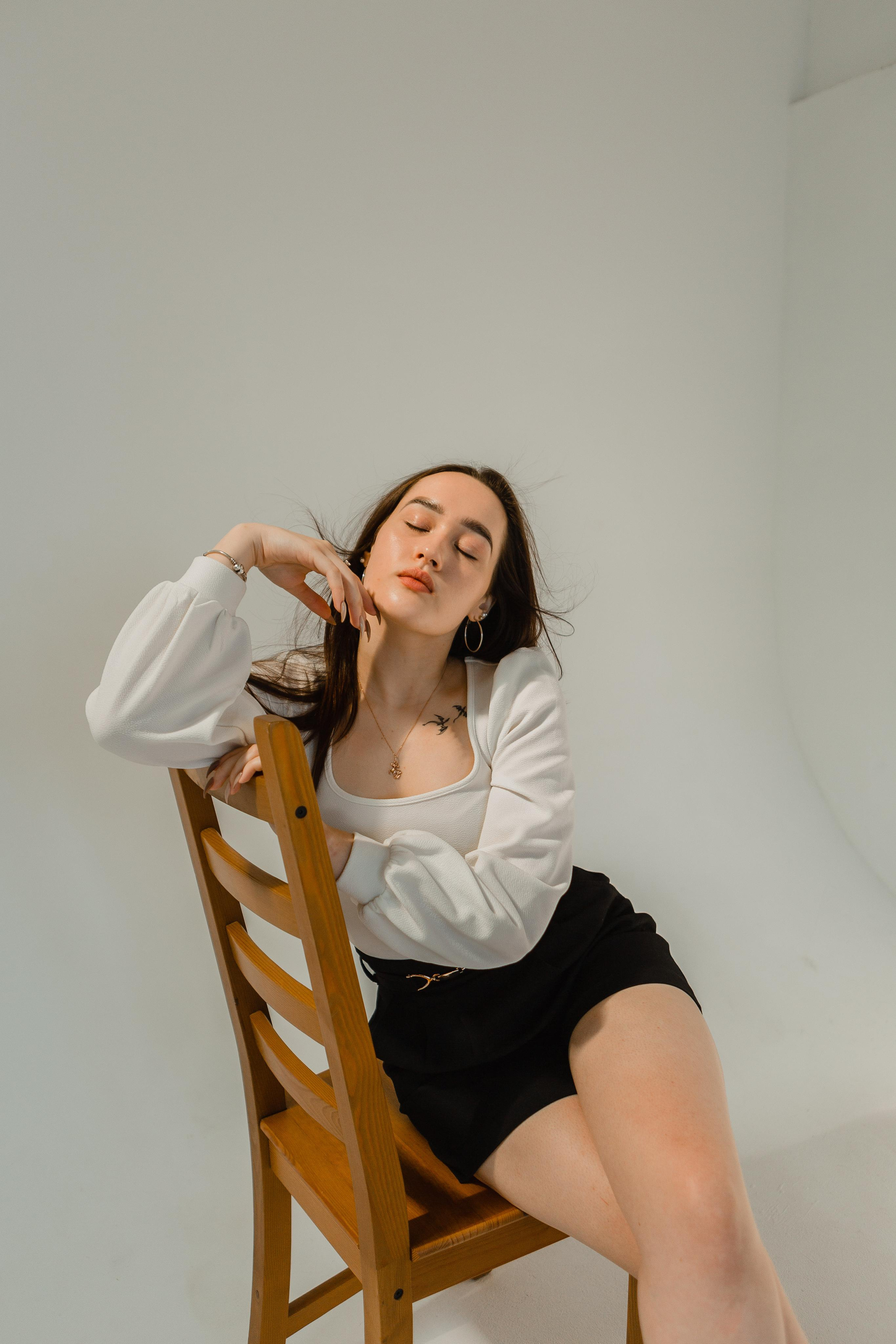 Классика на белом фоне для Юлии. Ваш фотограф Любовь Чистякова