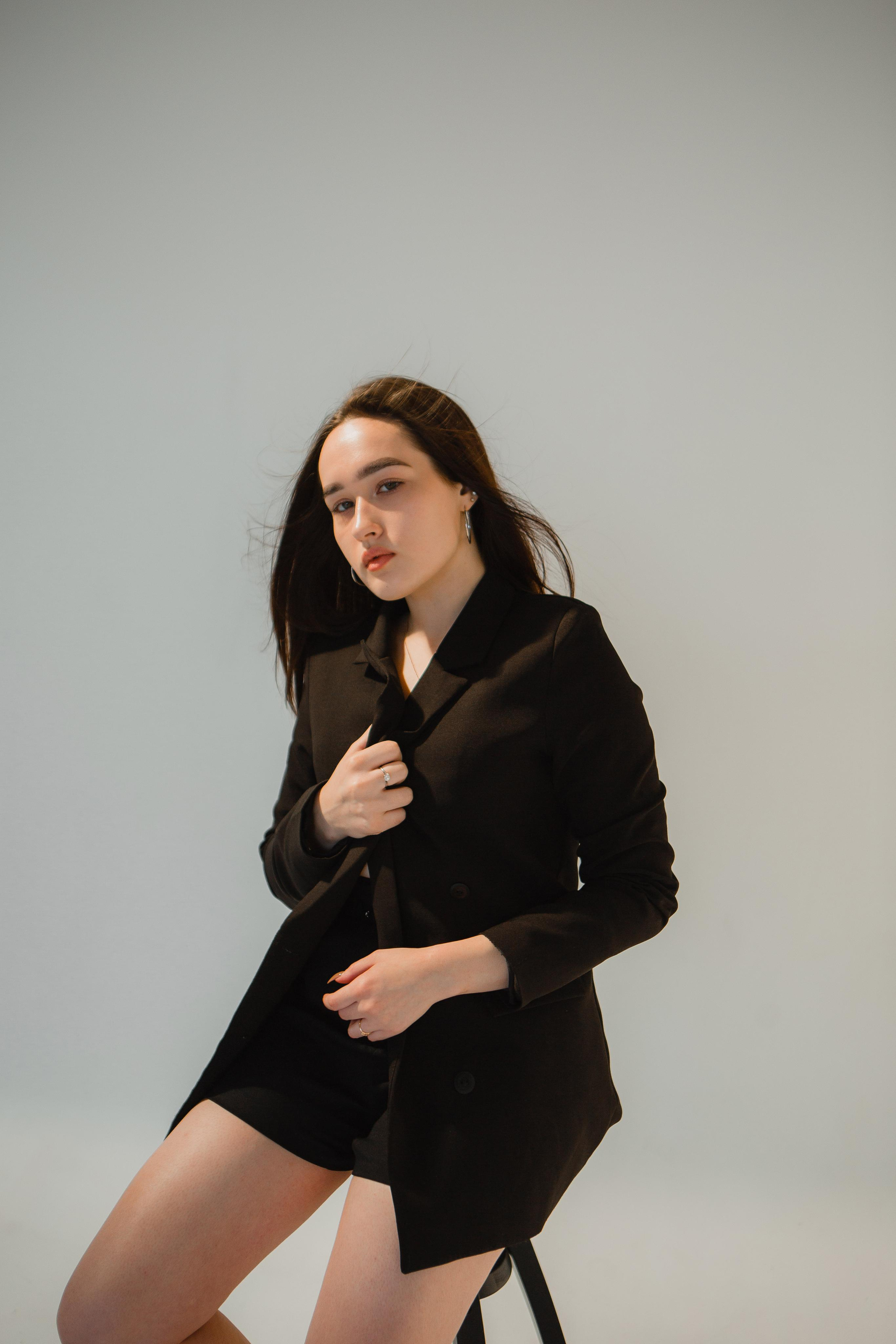 Классика на белом фоне для Юлии. Ваш фотограф Любовь Чистякова