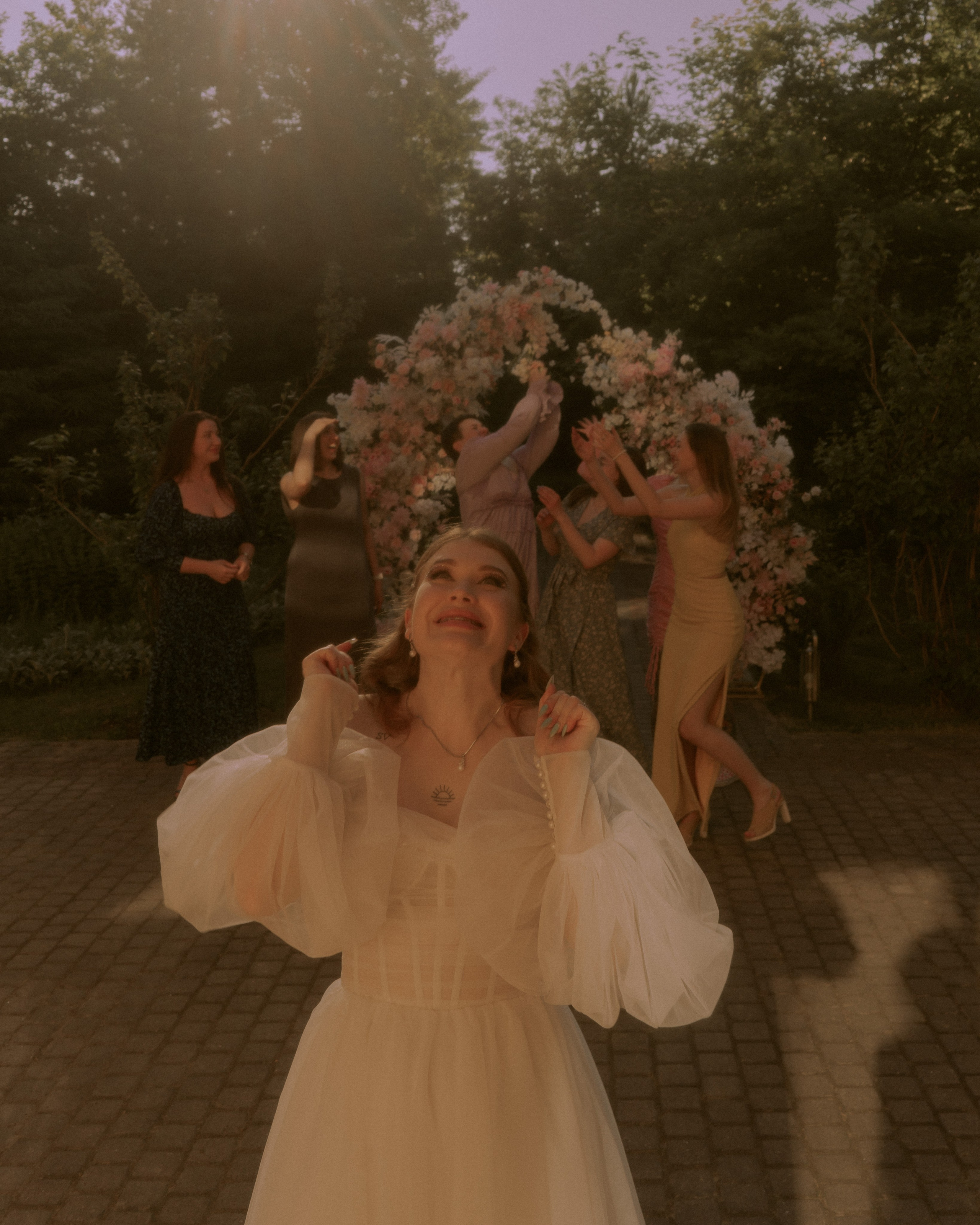 Свадебная субмарина'. Свадебный фотограф в Санкт-Петербурге Миша Репина