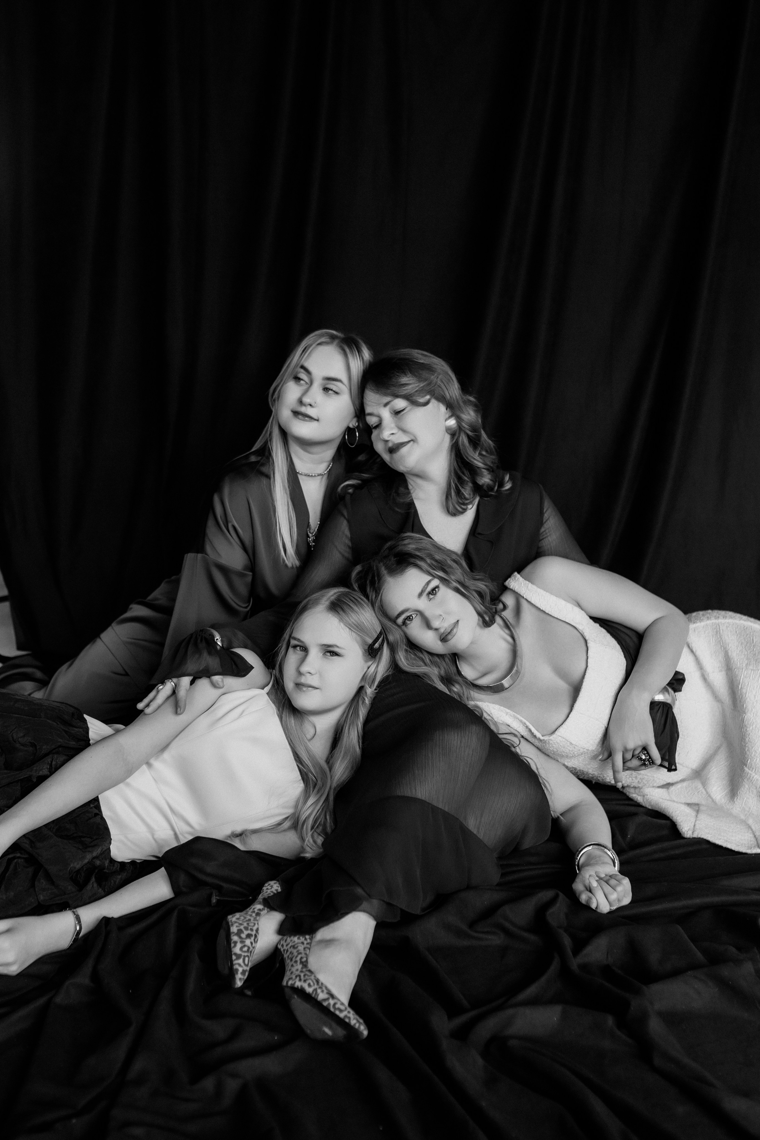 Один за всех и все за одного. Семейный фотограф в Краснодаре Яна Морева