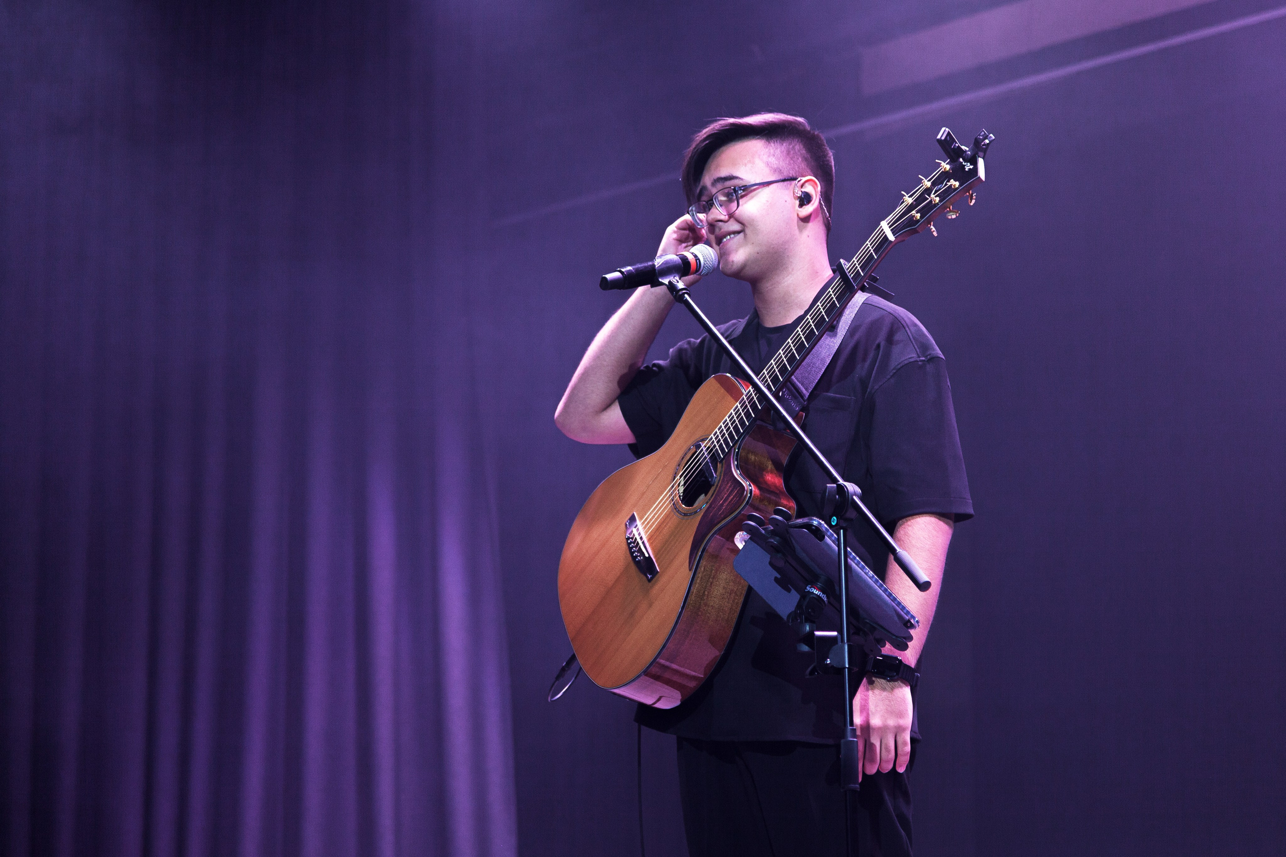 Дамир. Сольник Ноябрь 2025. Design Muginov