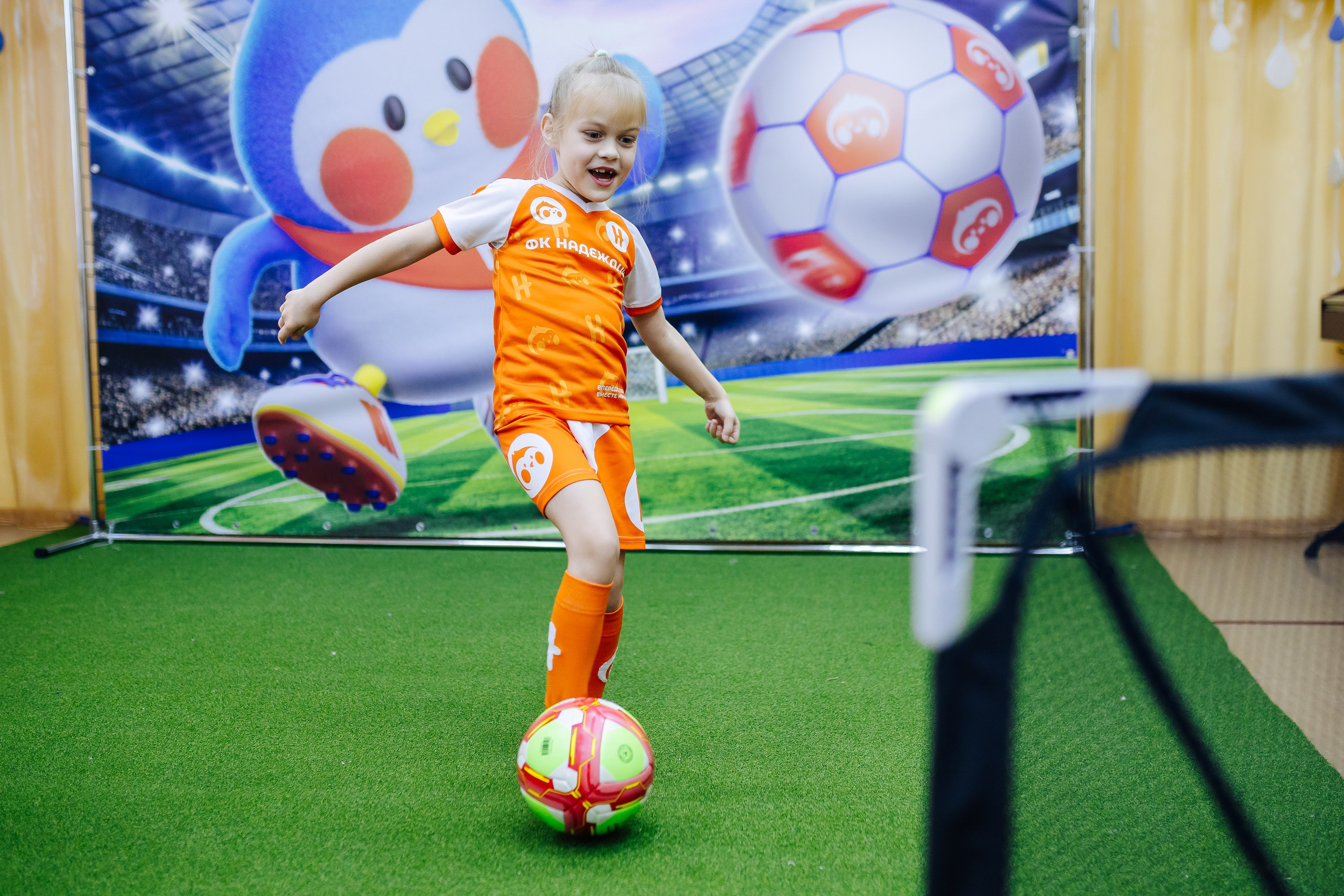 Фотосессия с кубком в детских садах г. Магнитогорска. Денис Прохоров Фотограф в г. Магнитогорск