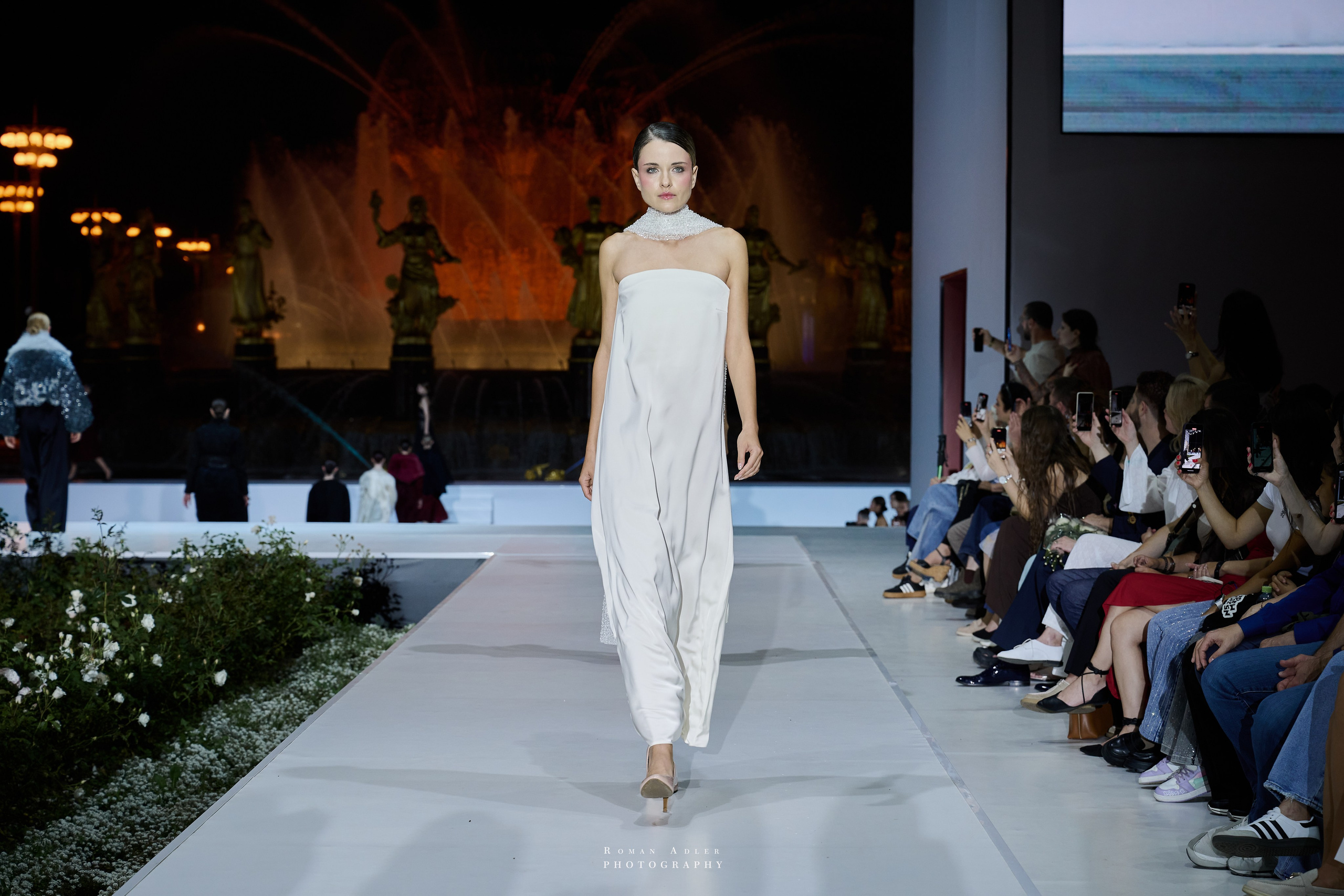 Московская неделя моды. Фотограф Роман Адлер