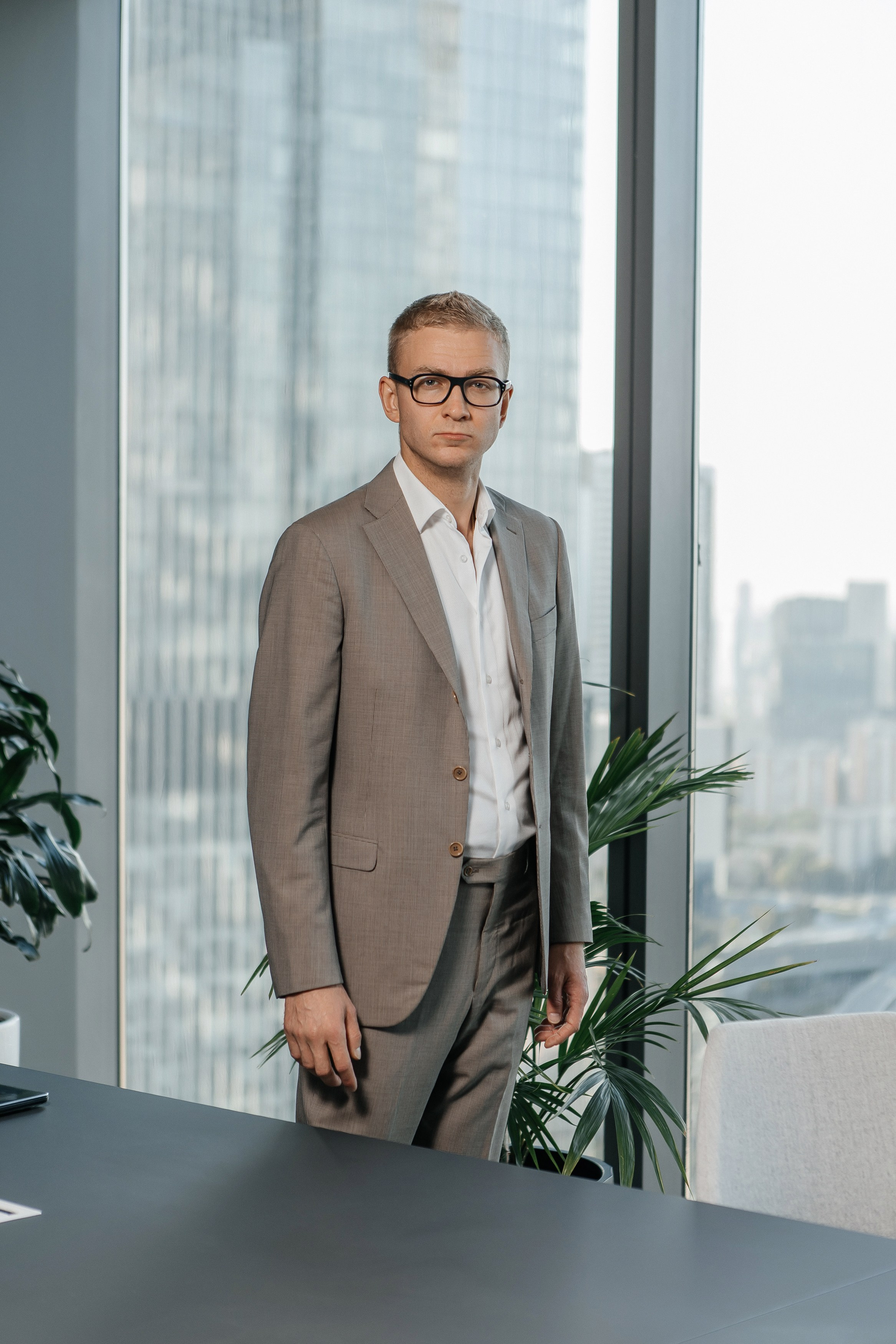 Moscow City бизнес портрет. Фотограф в Москве Дмитрий Жарков