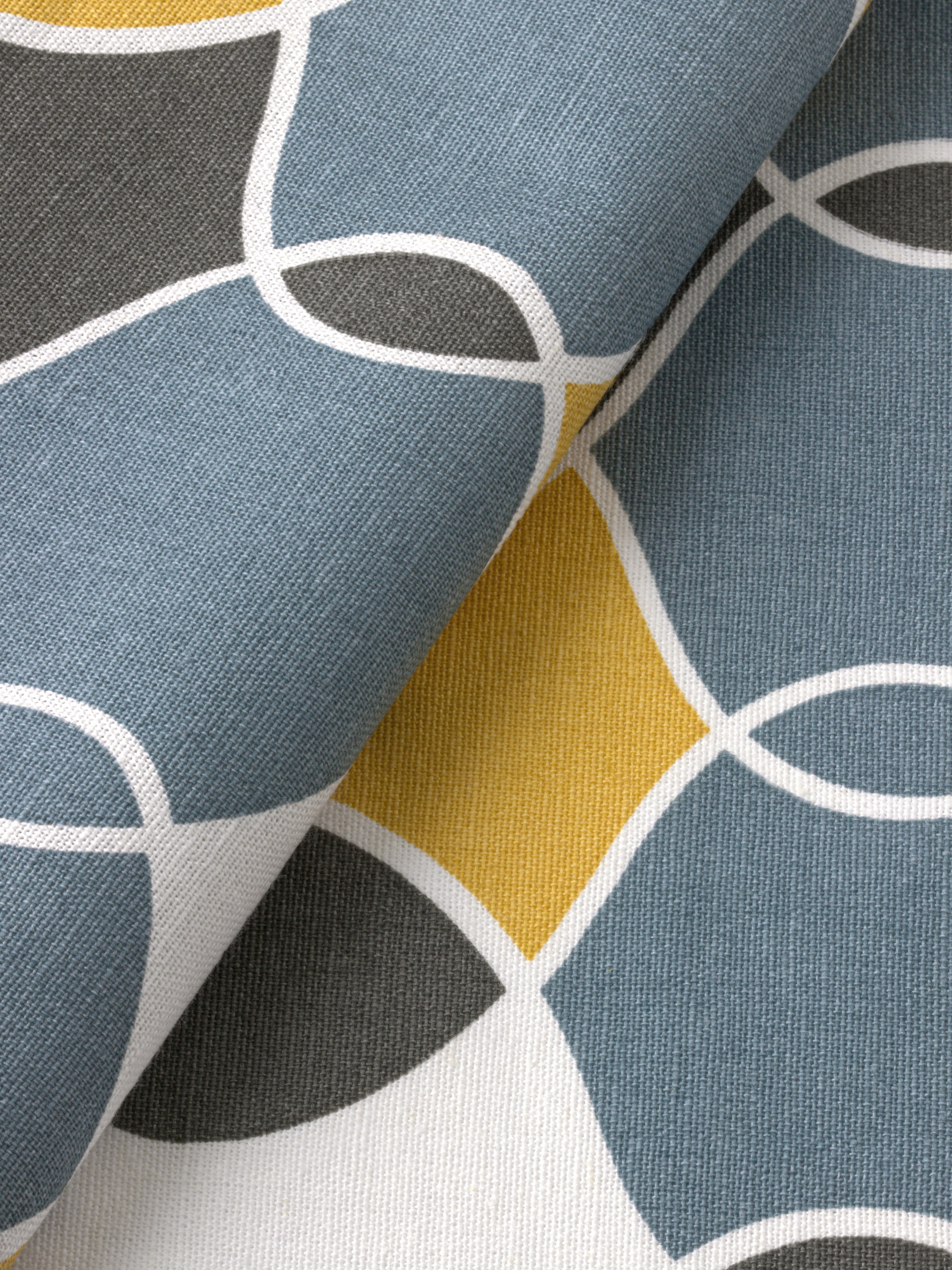 Хлопчатобумажное полотенце. Хлопковое полотенце. Полотенце из натуральных материалов. 