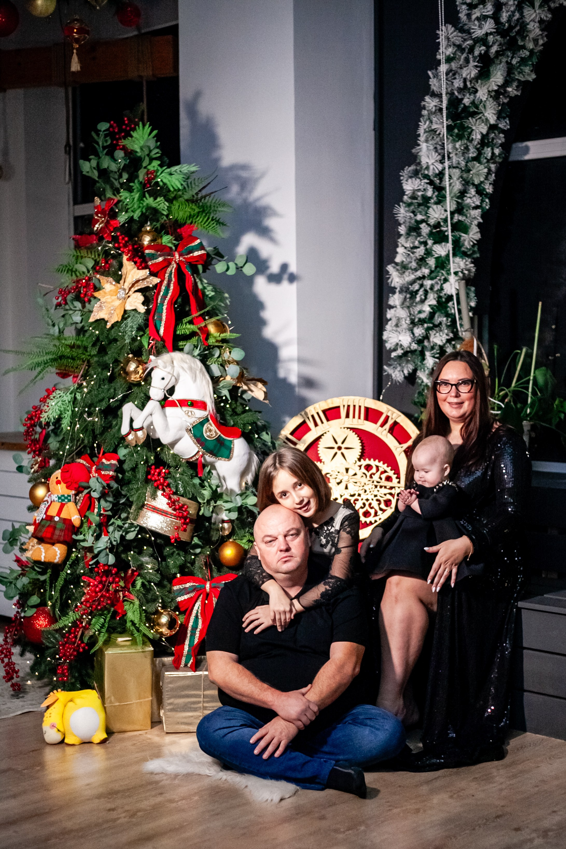 Ульяна и ее семья новый год 2024. Свадебный и семейный фотограф в Армавире