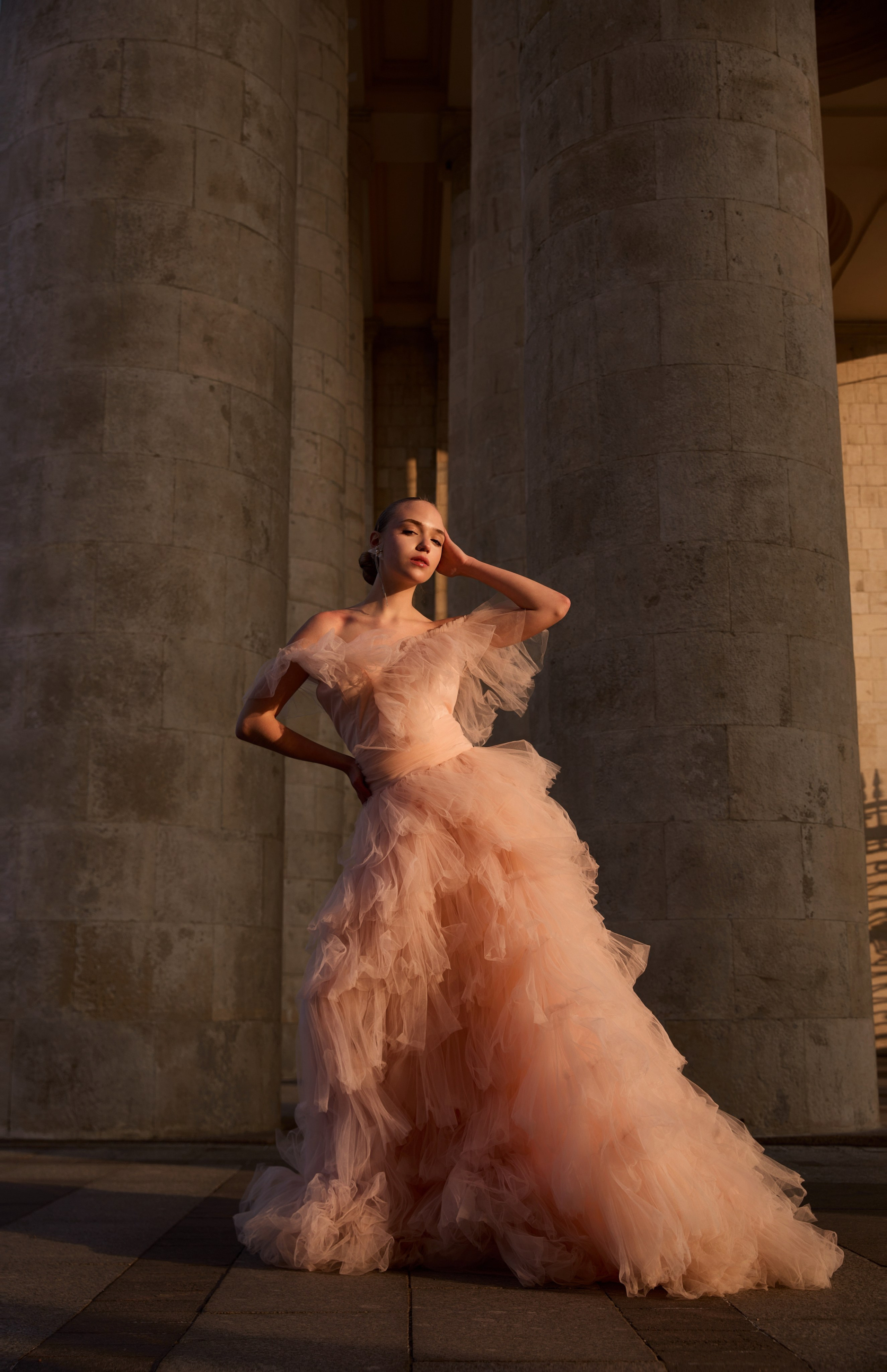 STREET. Фотограф Оля Мороз Москва портретный фотограф нейрофотосессия