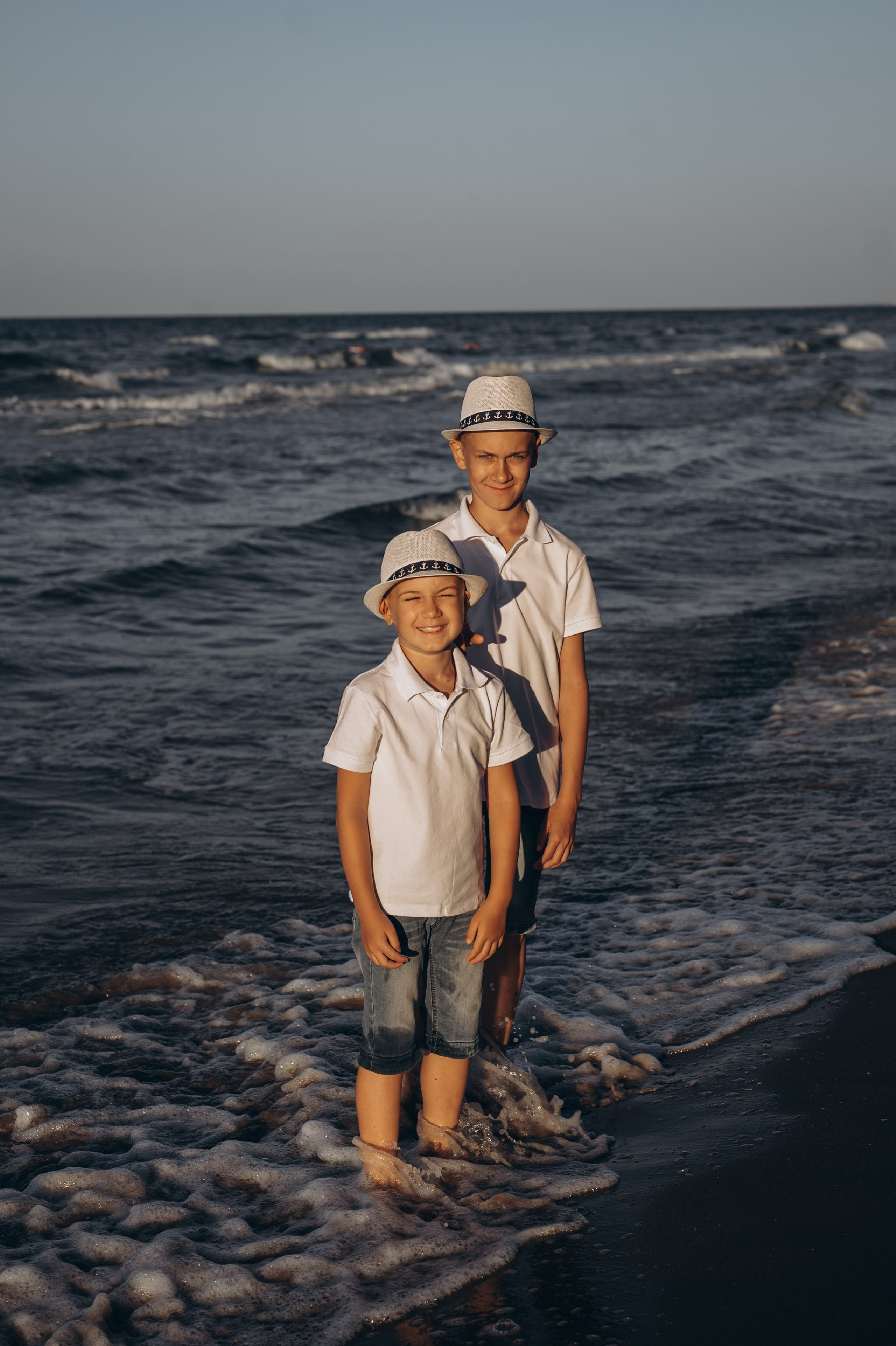Владимир; Оксана; Влад и Слава. Фотограф Горбенко Анна