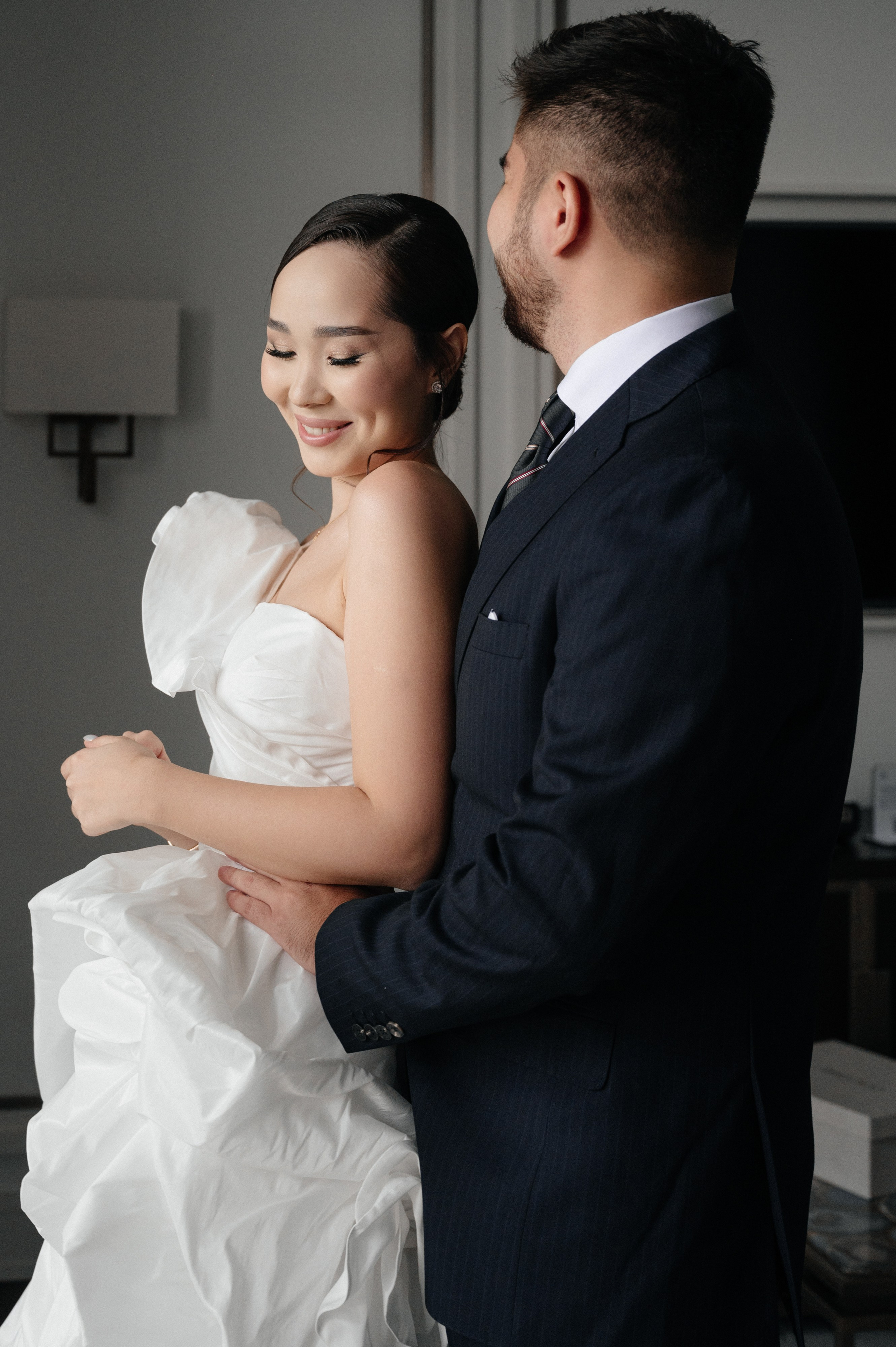 ANEL QYZ UZATU. HOME