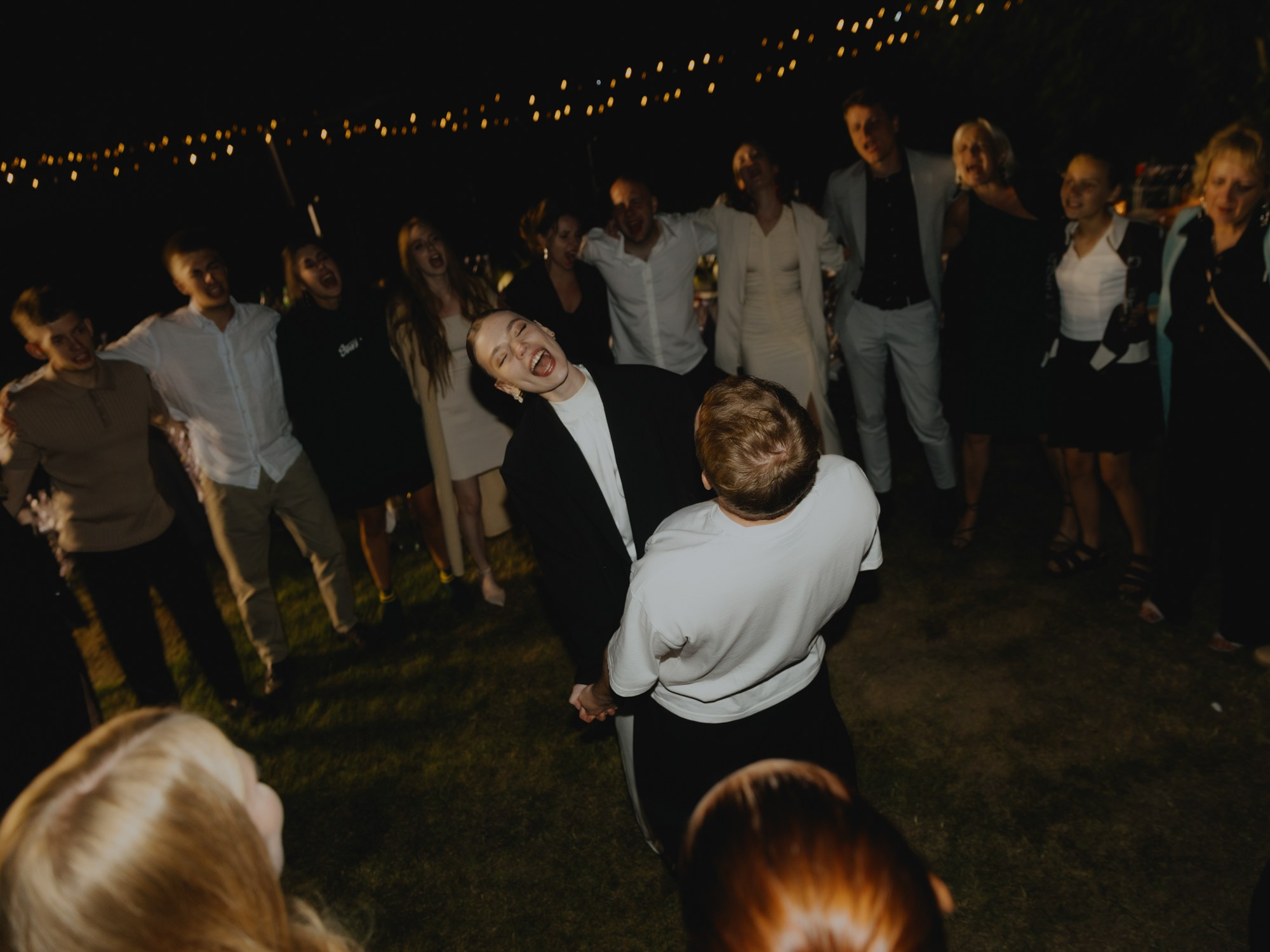 Лиза и Илья (полный день). Свадебные фотографы в Гомеле и Минске Сергей и Анастасия Фещенок