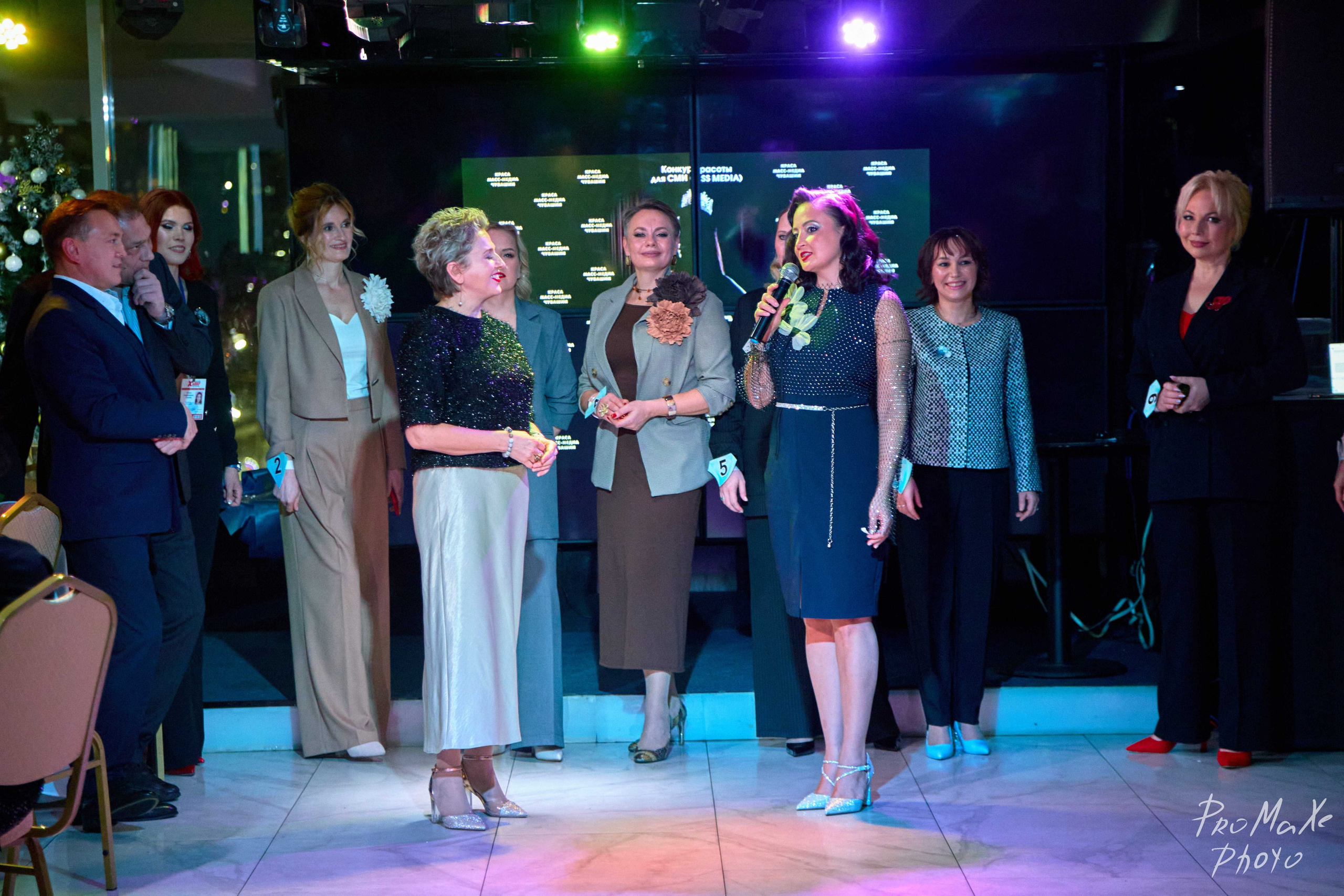 Зал КРАСА МАСС-МЕДИА ЧУВАШИИ. Владимир Суздалов (ProMaXe) — Портретный фотограф, тематические фотосессии в Чебоксарах