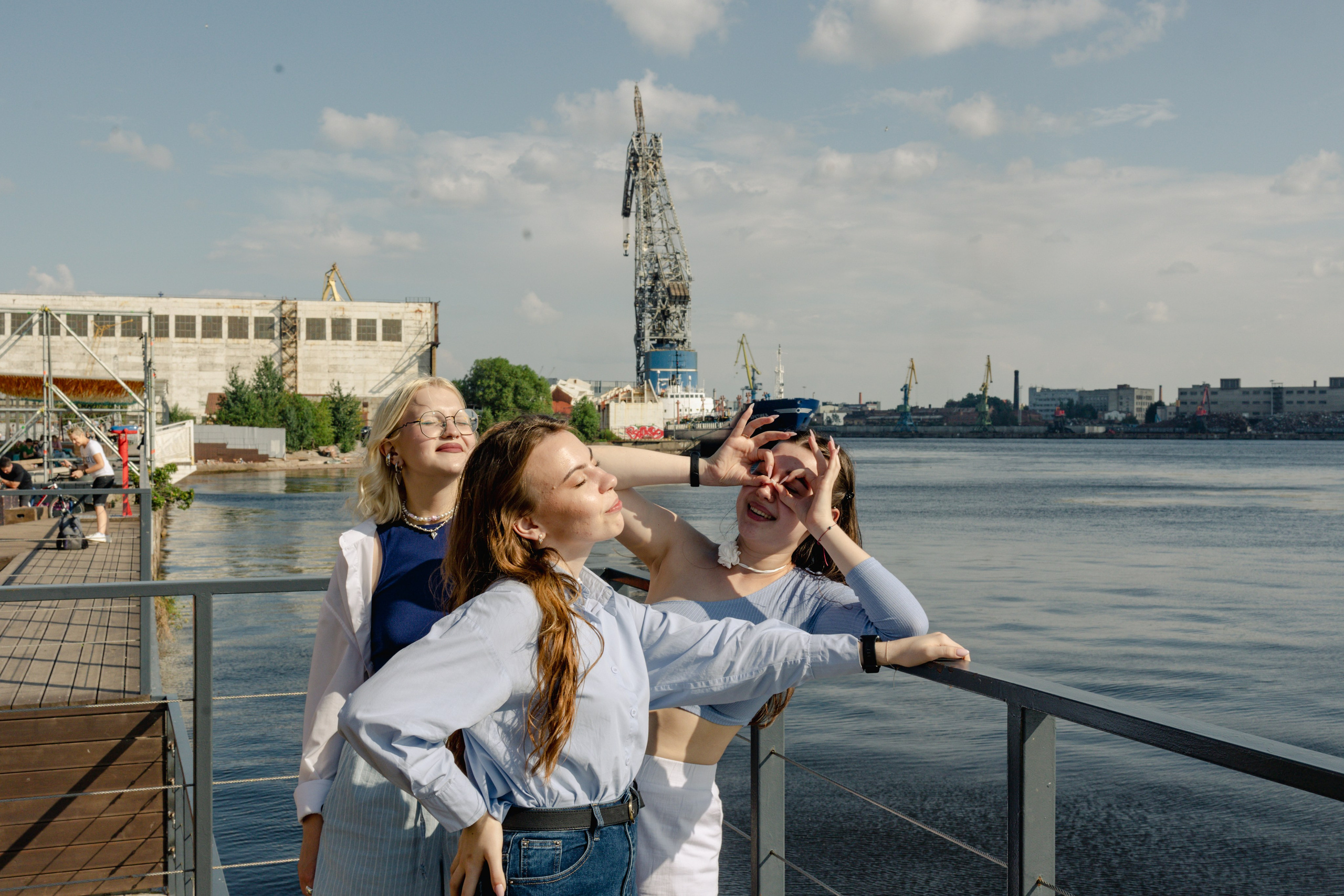 Rewax 29.07.24. Репортажный и портретный фотограф в Санктпетербурге. Видиосъемка мероприятий в Санкт-Петербурге