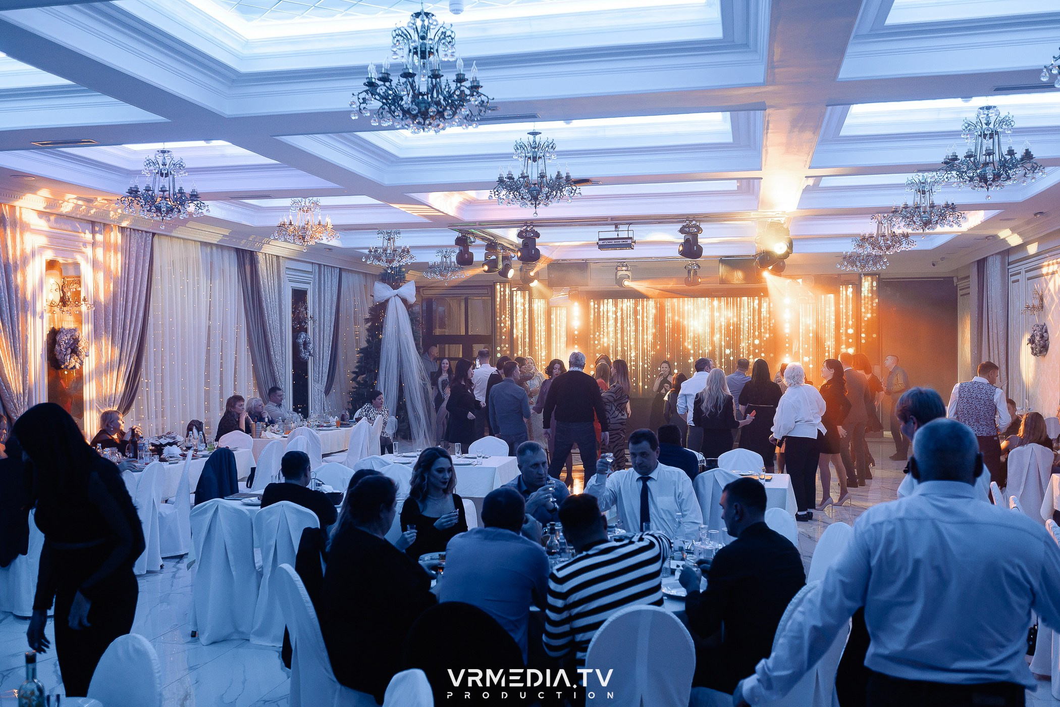 Новогодний вечер в ресторане «Лазурный Берег»