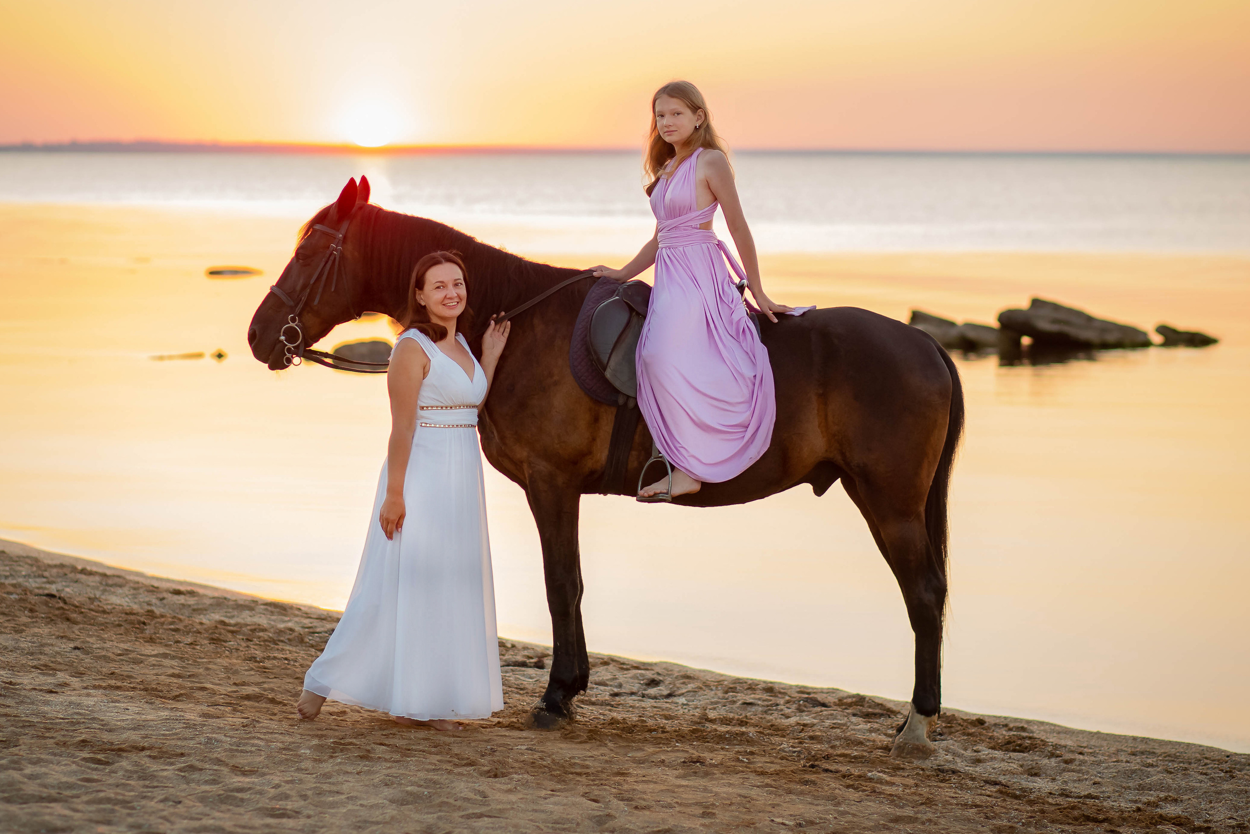 Фотосессия на море с лошадью. Фотограф в Феодосии Наталья Булгакова